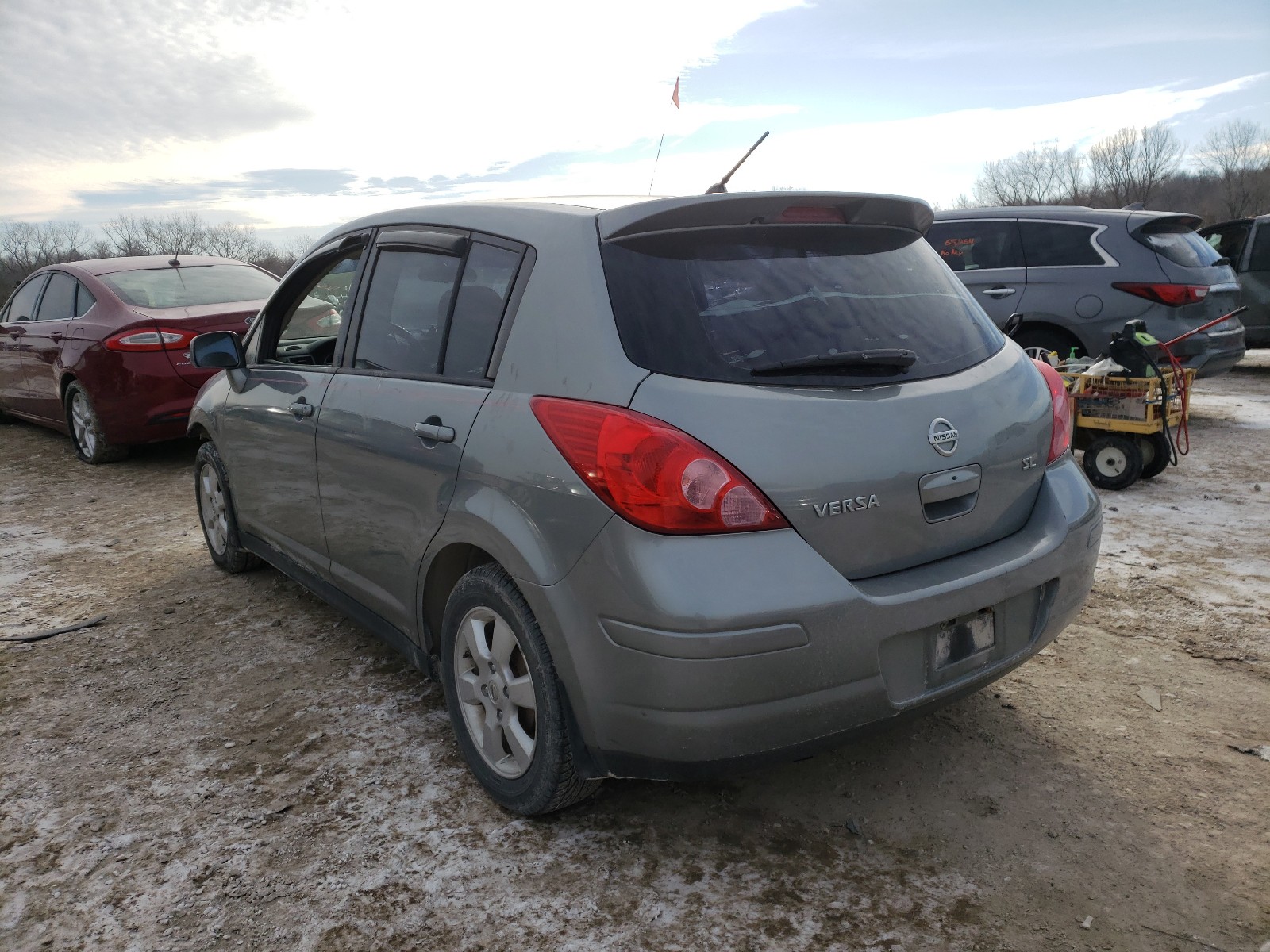 Photo 2 VIN: 3N1BC13E38L459120 - NISSAN VERSA 