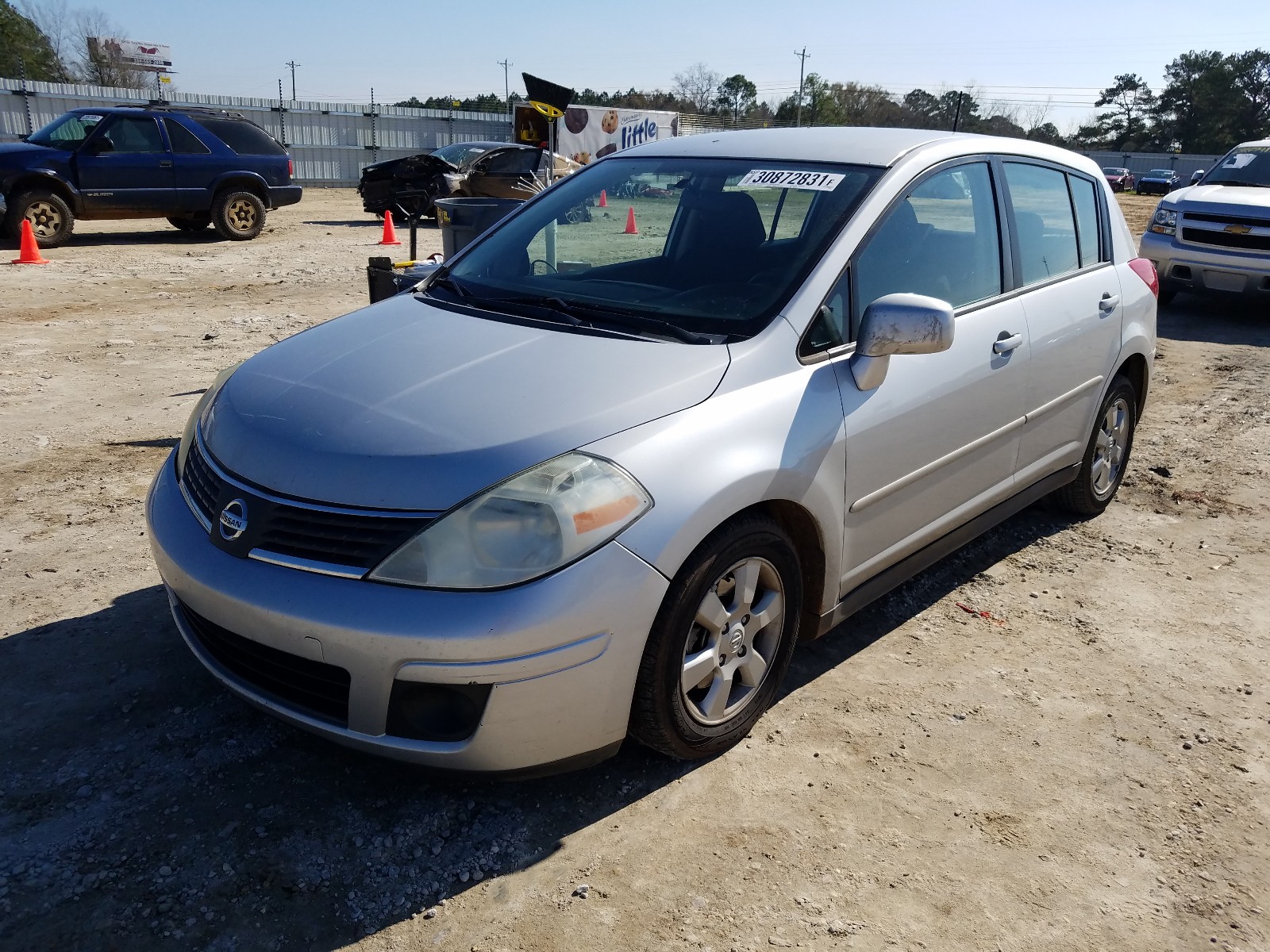 Photo 1 VIN: 3N1BC13E39L380838 - NISSAN VERSA S 