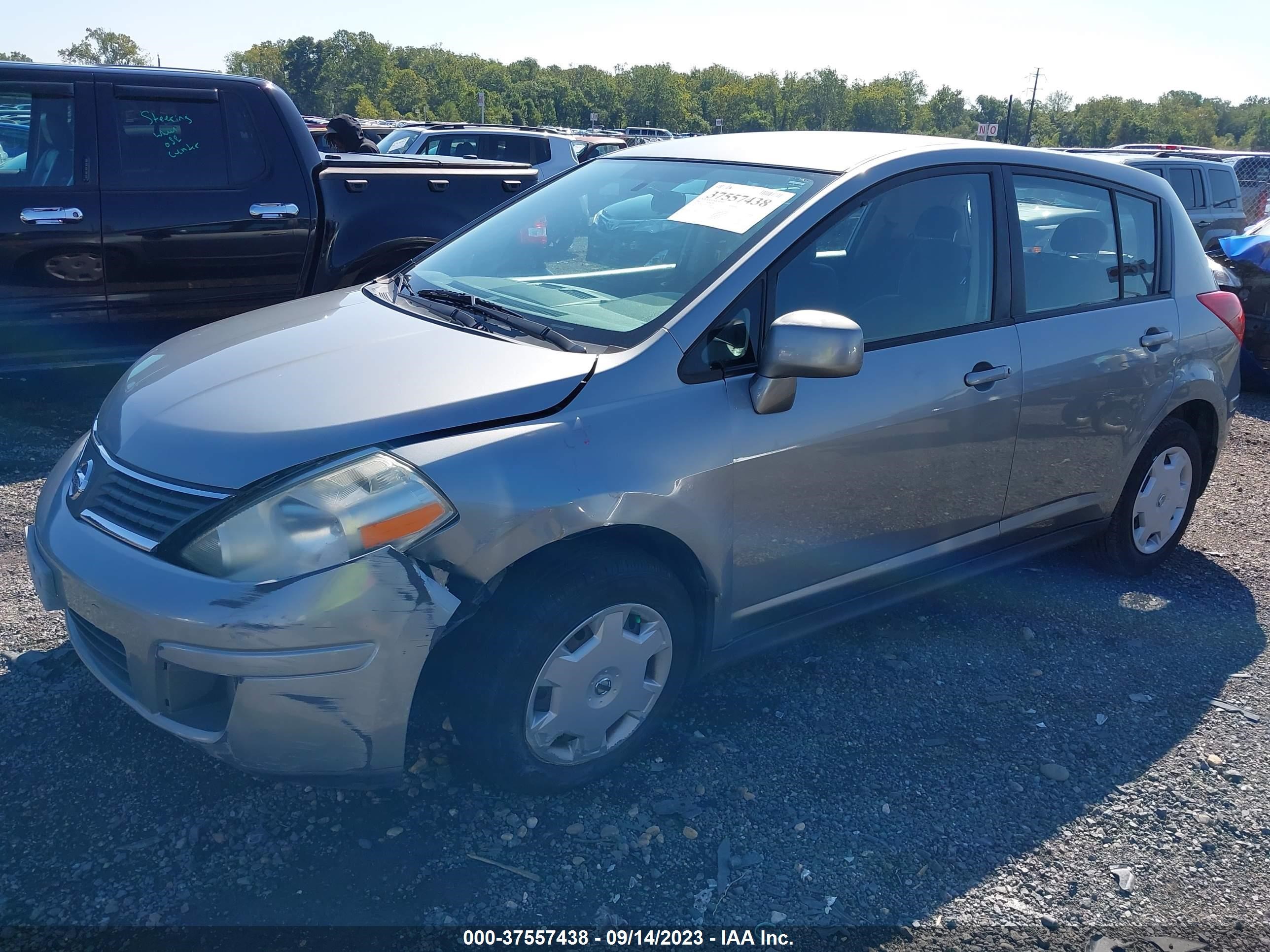 Photo 1 VIN: 3N1BC13E39L392469 - NISSAN VERSA 