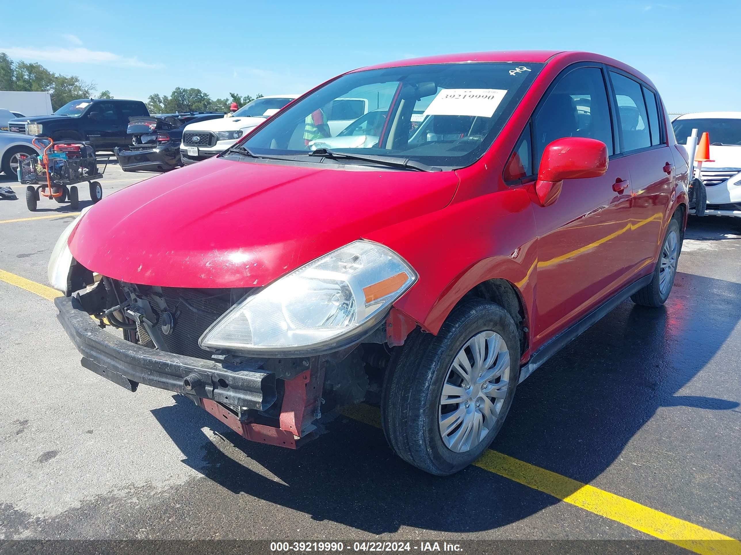 Photo 1 VIN: 3N1BC13E39L398496 - NISSAN VERSA 