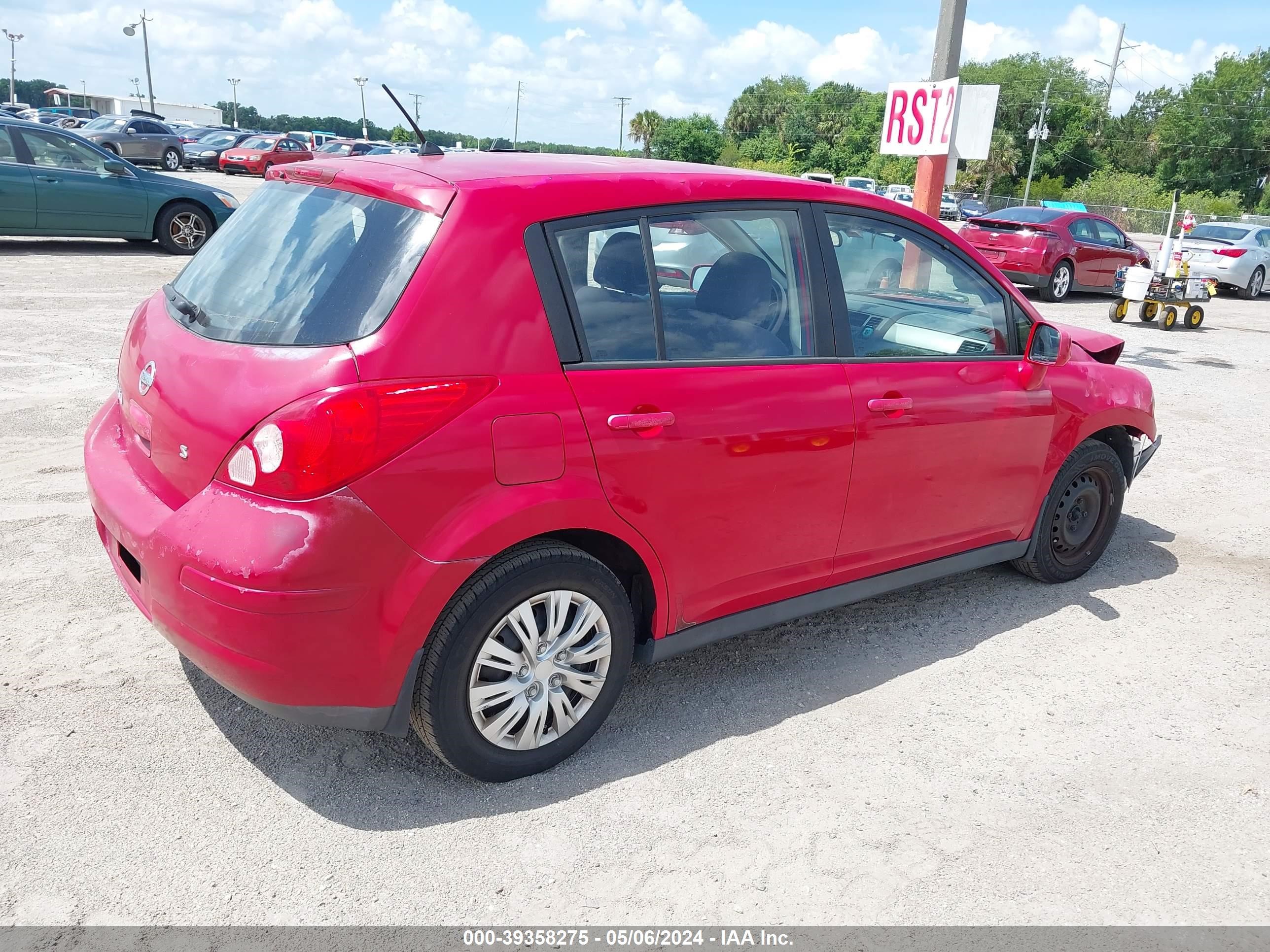 Photo 3 VIN: 3N1BC13E47L403959 - NISSAN VERSA 