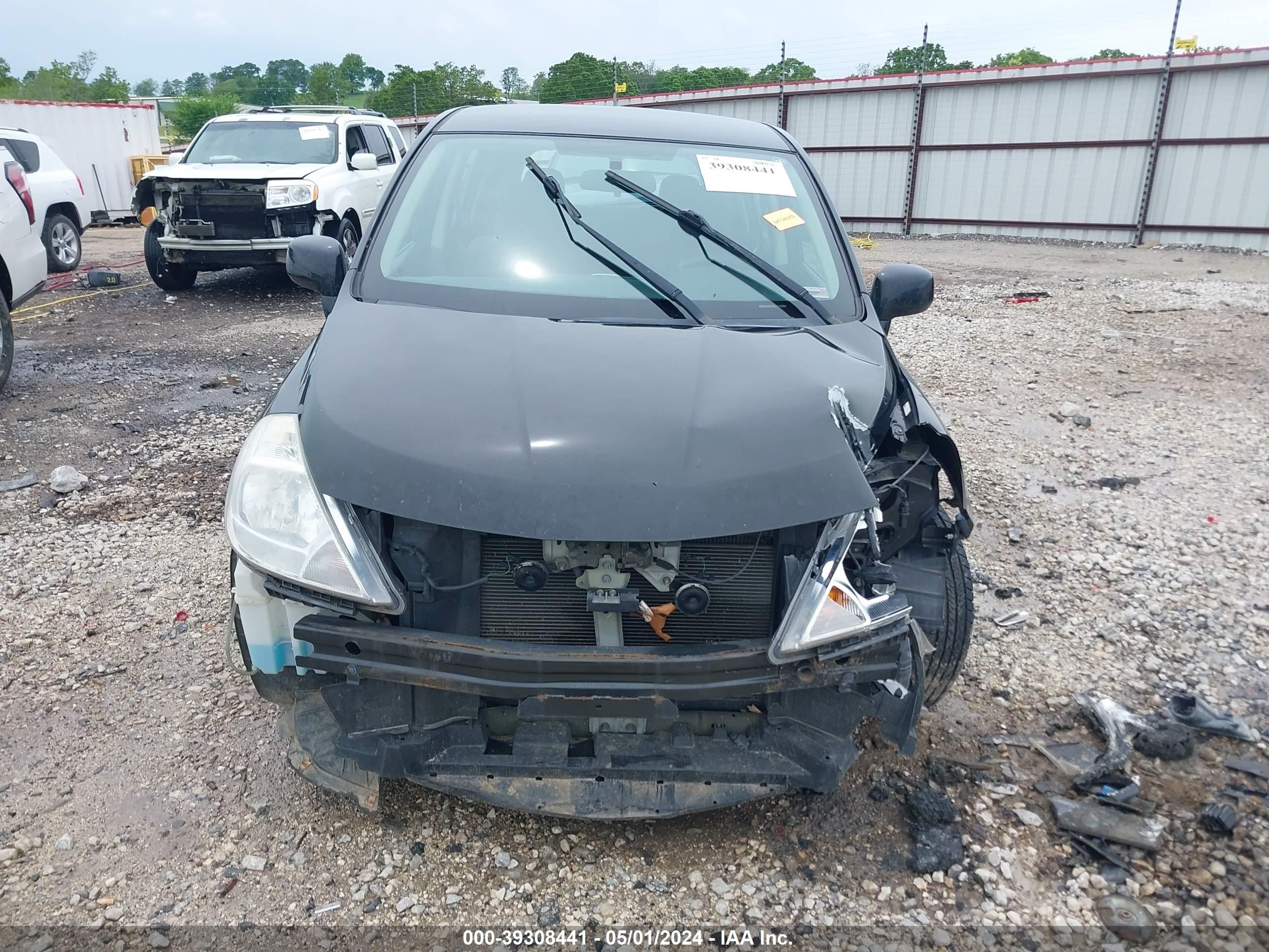 Photo 11 VIN: 3N1BC13E47L426416 - NISSAN VERSA 