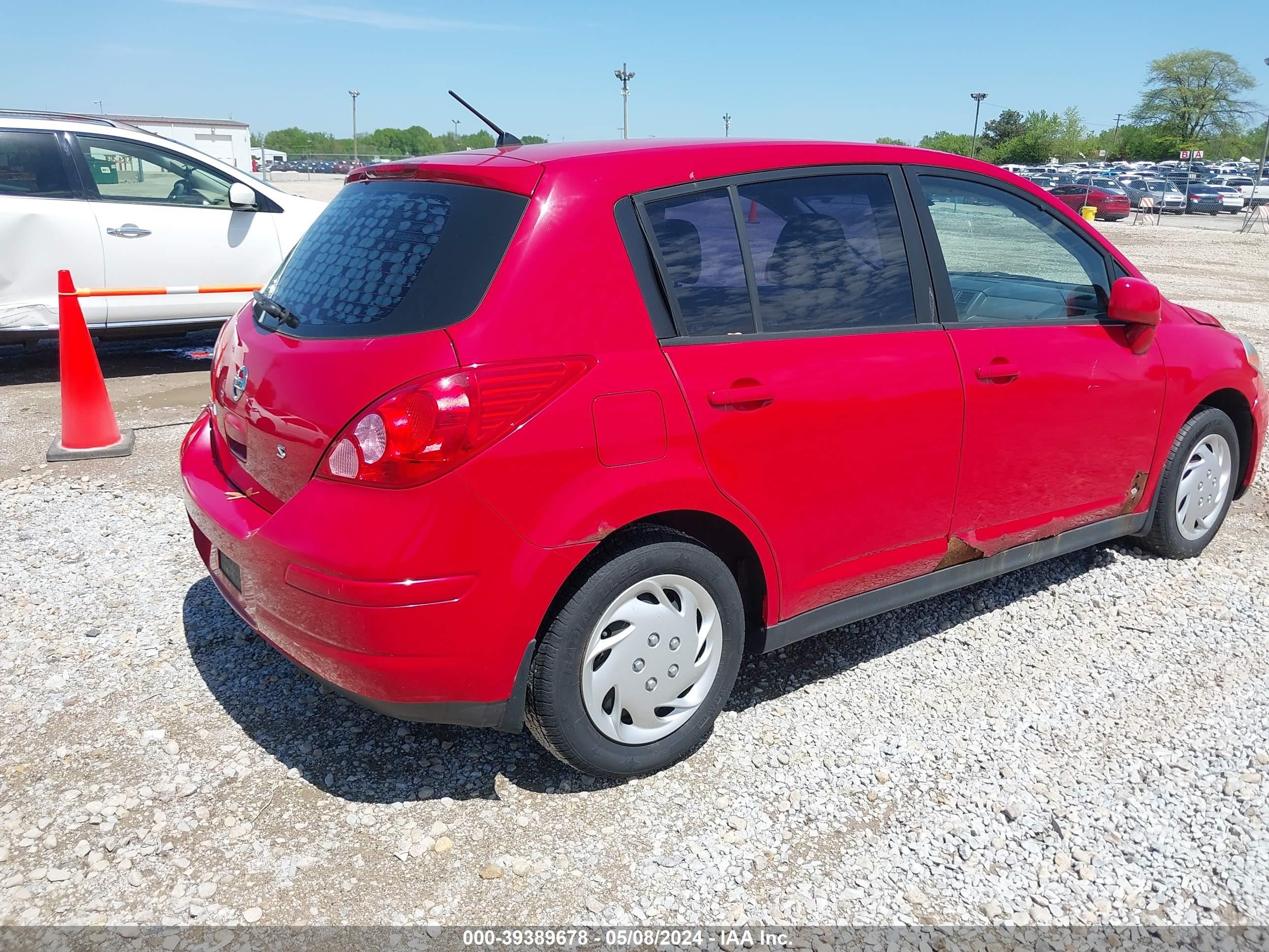 Photo 3 VIN: 3N1BC13E47L436802 - NISSAN VERSA 