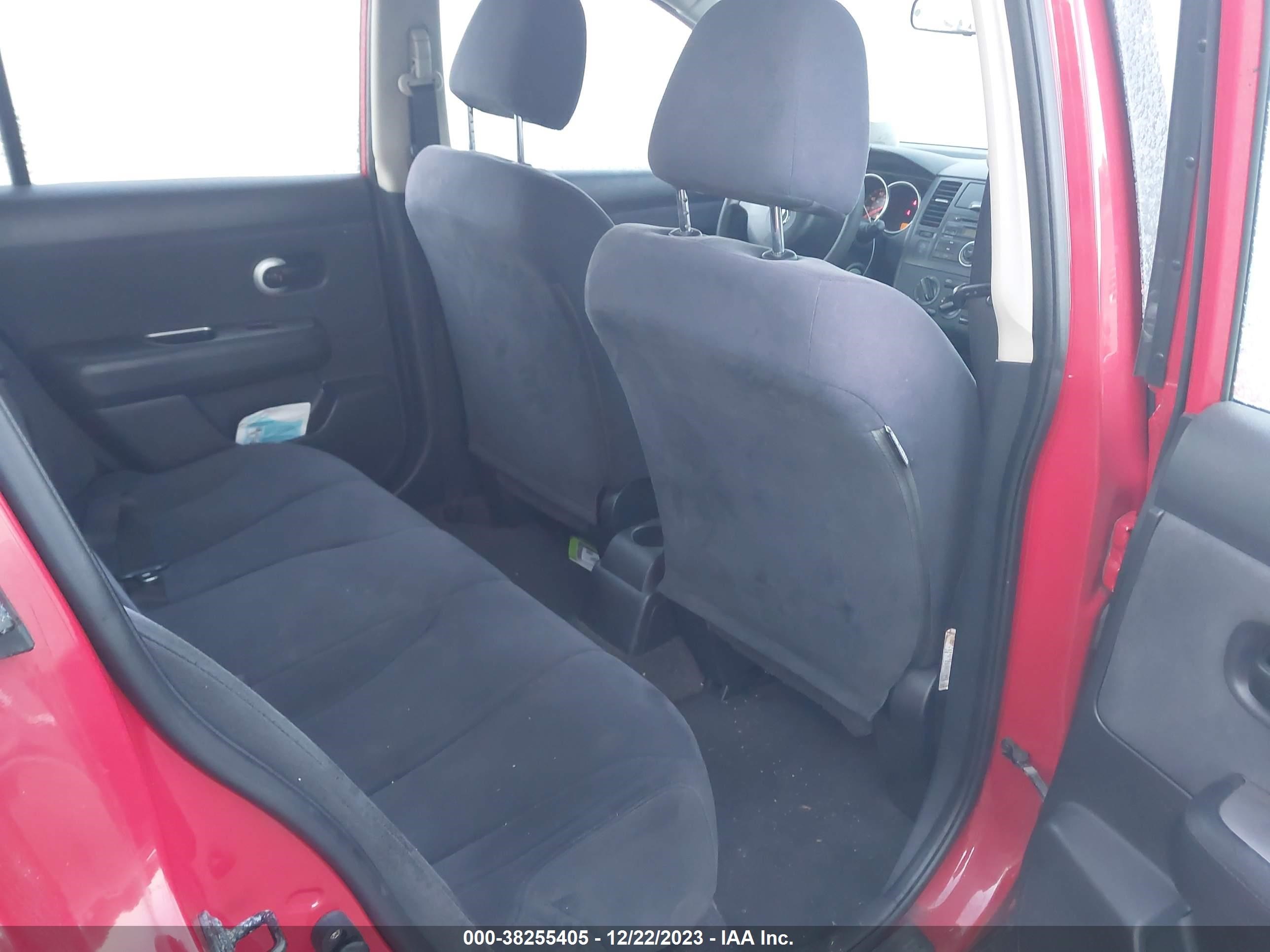 Photo 7 VIN: 3N1BC13E48L366476 - NISSAN VERSA 