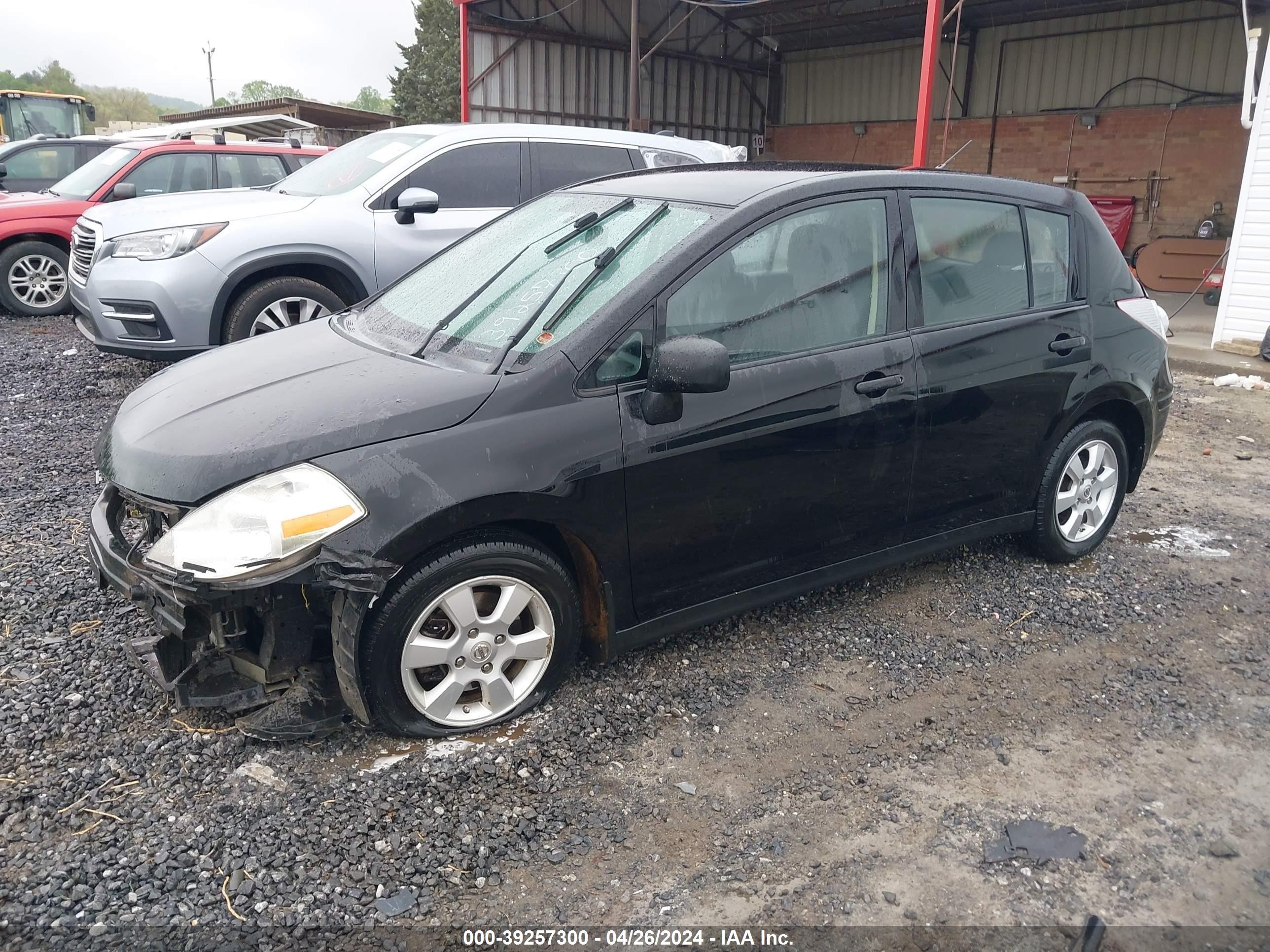 Photo 1 VIN: 3N1BC13E49L358802 - NISSAN VERSA 