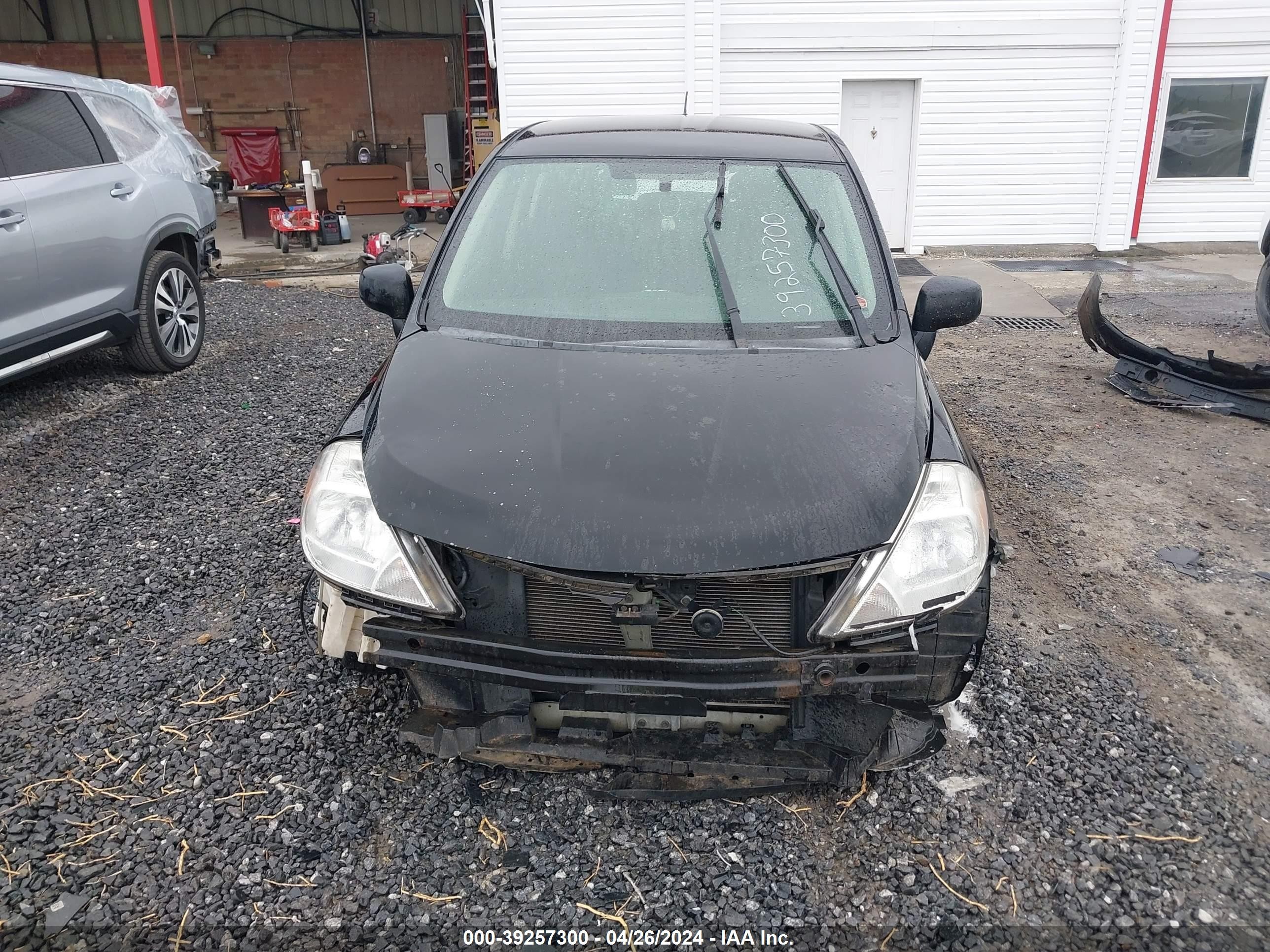 Photo 12 VIN: 3N1BC13E49L358802 - NISSAN VERSA 