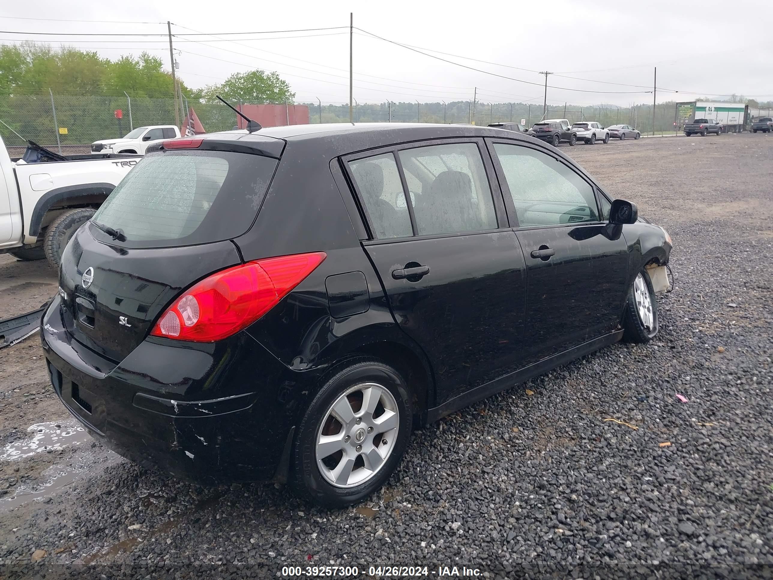 Photo 3 VIN: 3N1BC13E49L358802 - NISSAN VERSA 