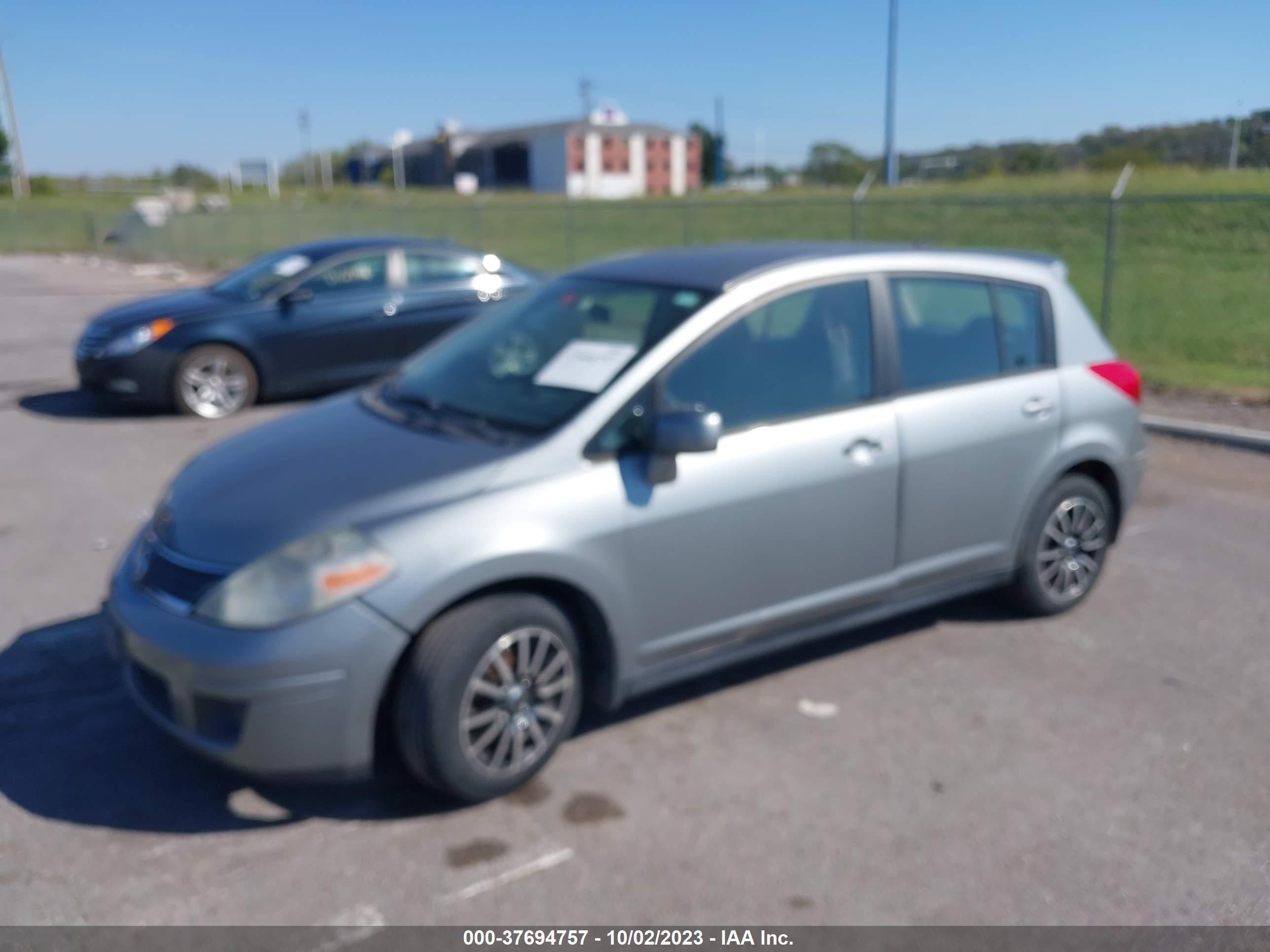 Photo 1 VIN: 3N1BC13E49L381514 - NISSAN VERSA 