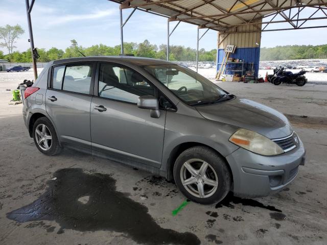 Photo 3 VIN: 3N1BC13E49L400966 - NISSAN VERSA 