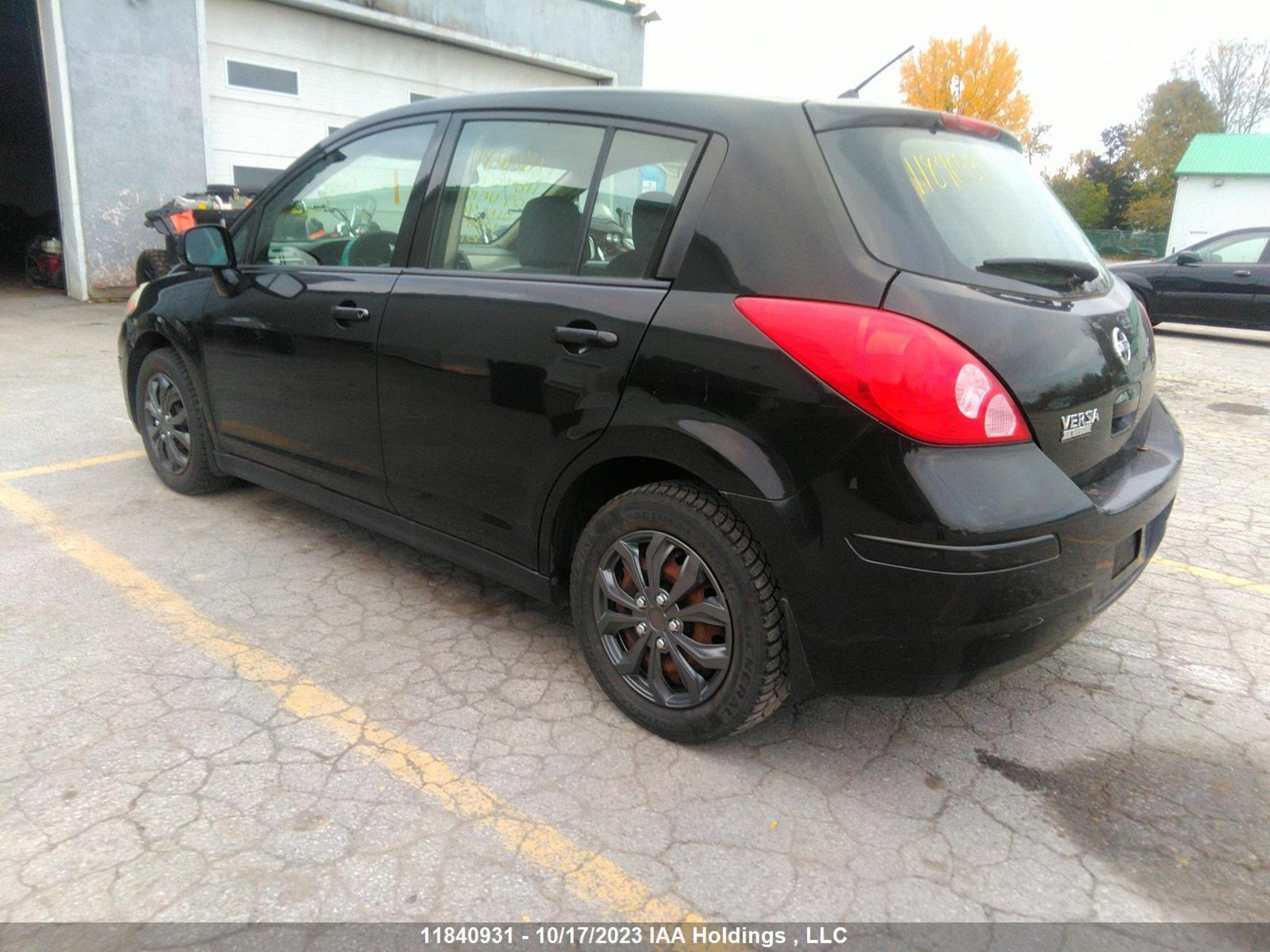 Photo 2 VIN: 3N1BC13E49L408761 - NISSAN VERSA 