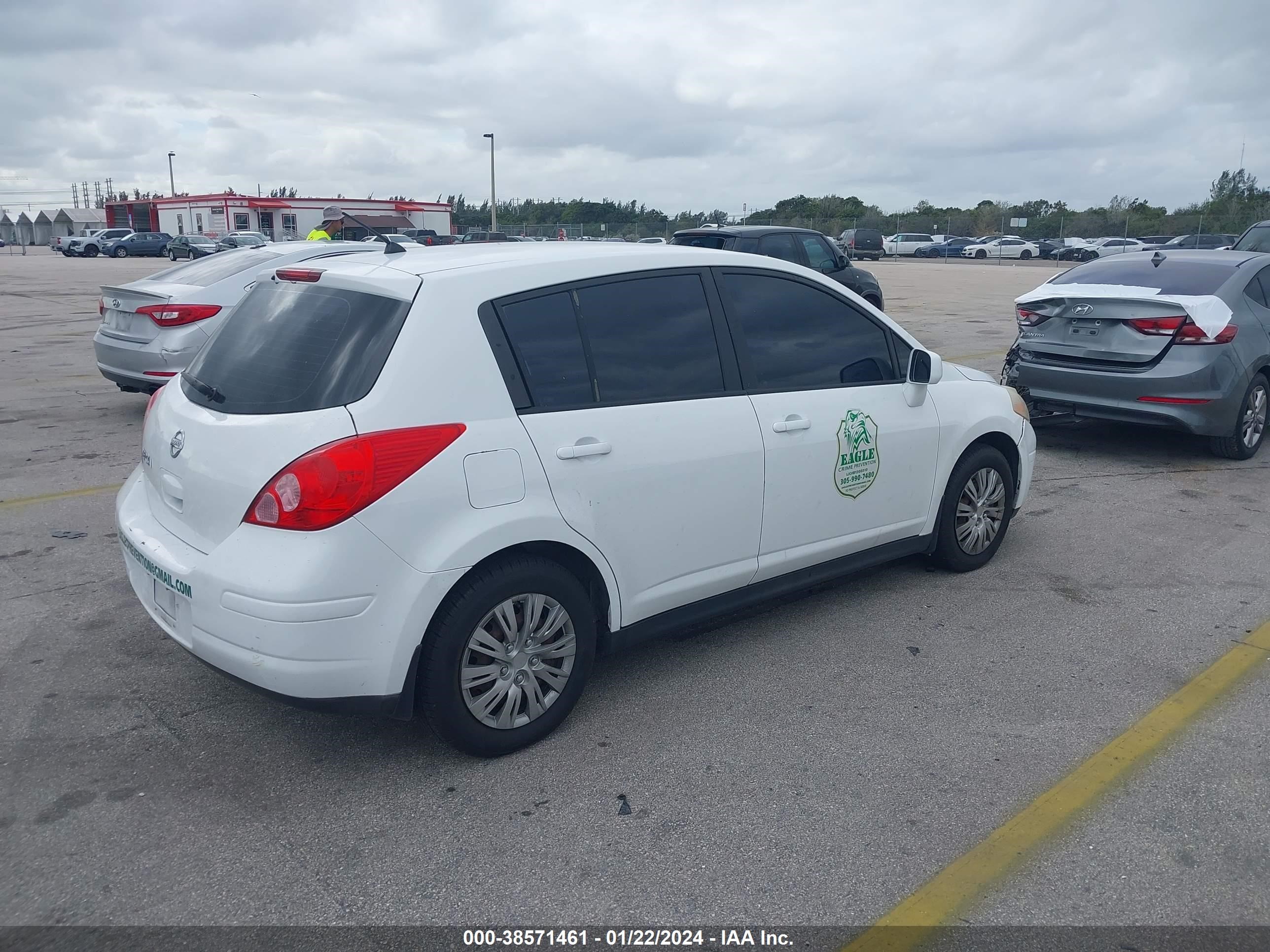 Photo 3 VIN: 3N1BC13E49L444059 - NISSAN VERSA 