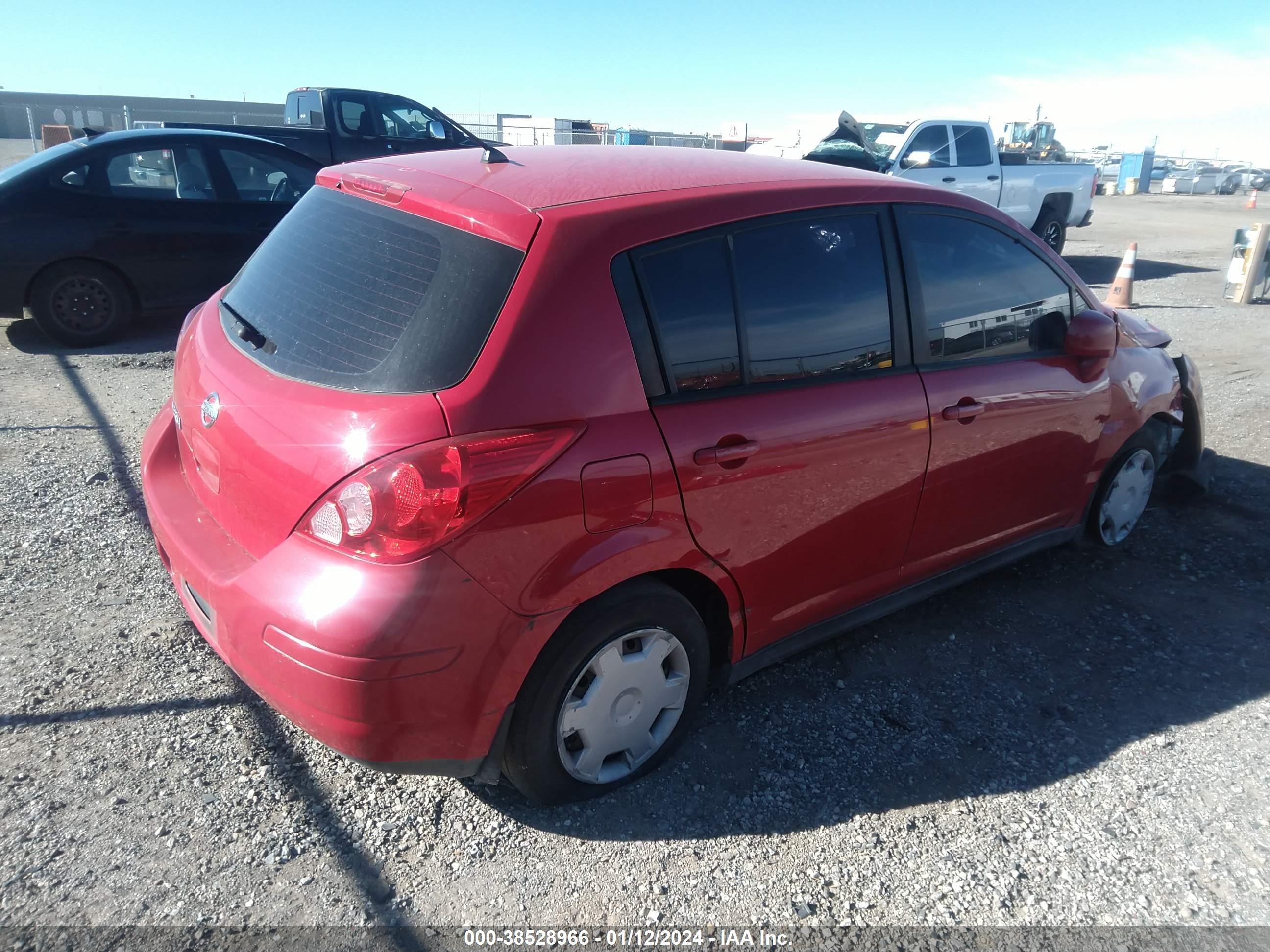 Photo 4 VIN: 3N1BC13E49L479796 - NISSAN VERSA 