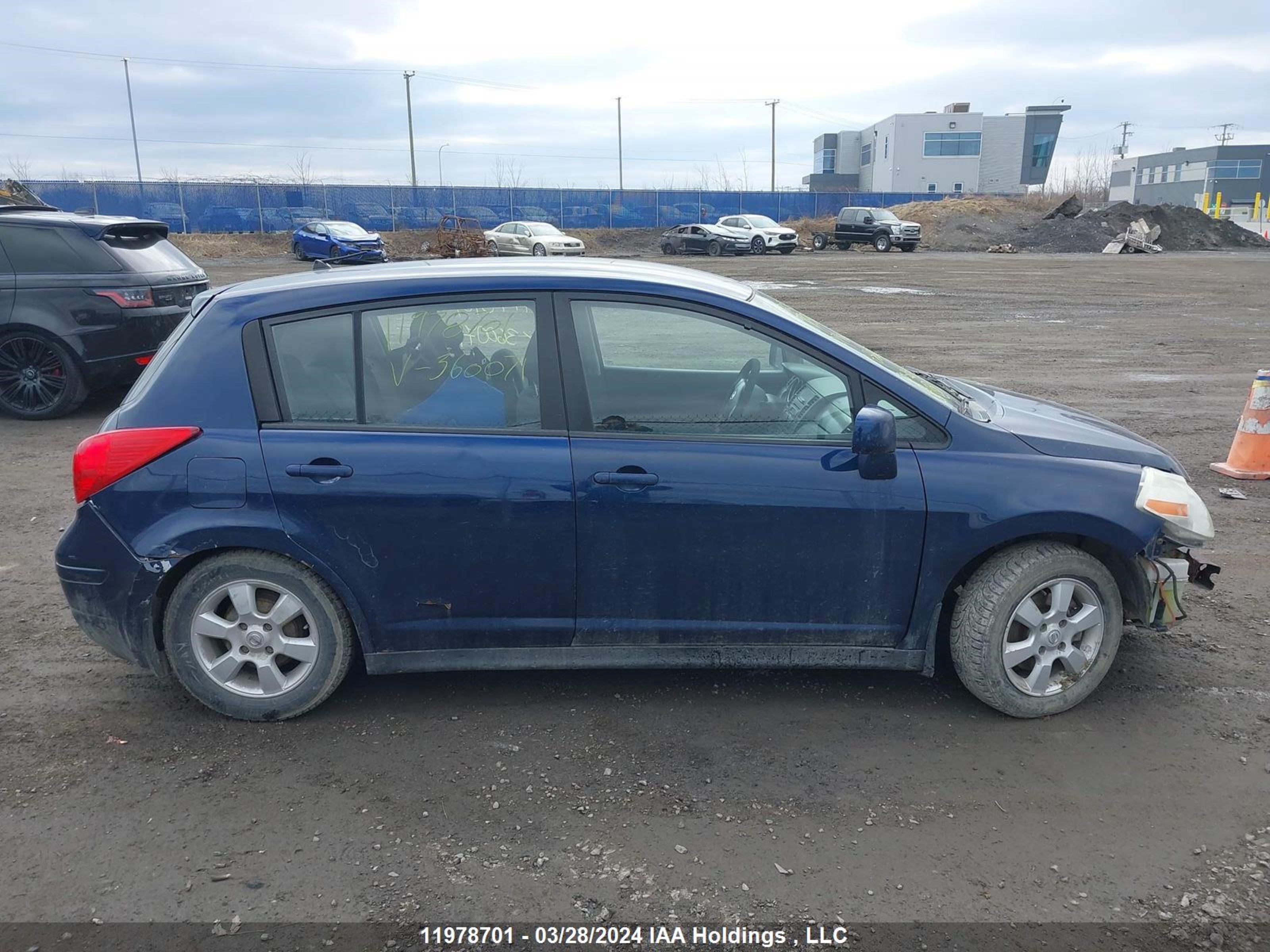 Photo 13 VIN: 3N1BC13E57L360071 - NISSAN VERSA 