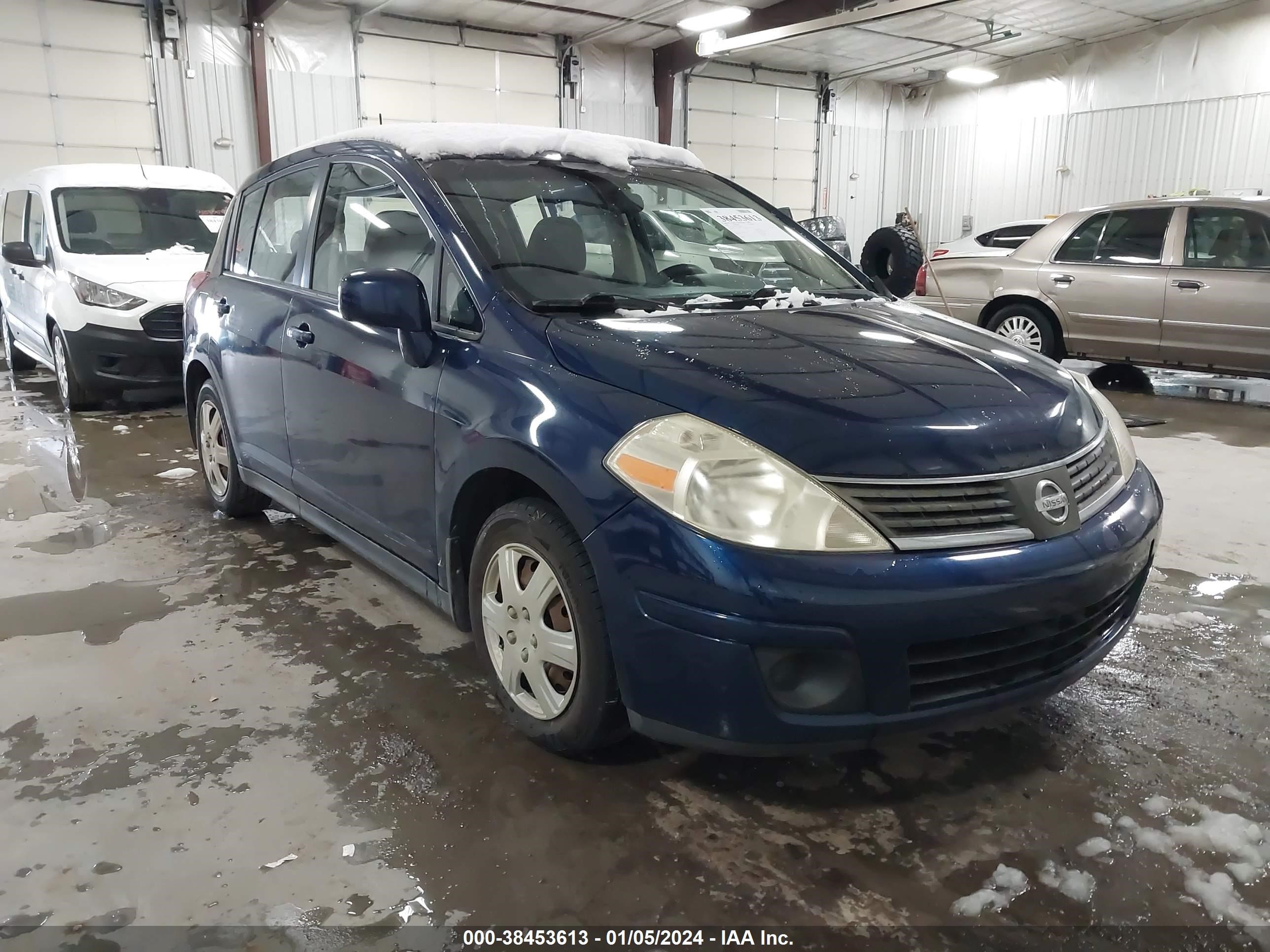 Photo 0 VIN: 3N1BC13E58L353185 - NISSAN VERSA 