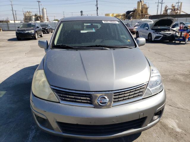 Photo 4 VIN: 3N1BC13E58L402546 - NISSAN VERSA S 