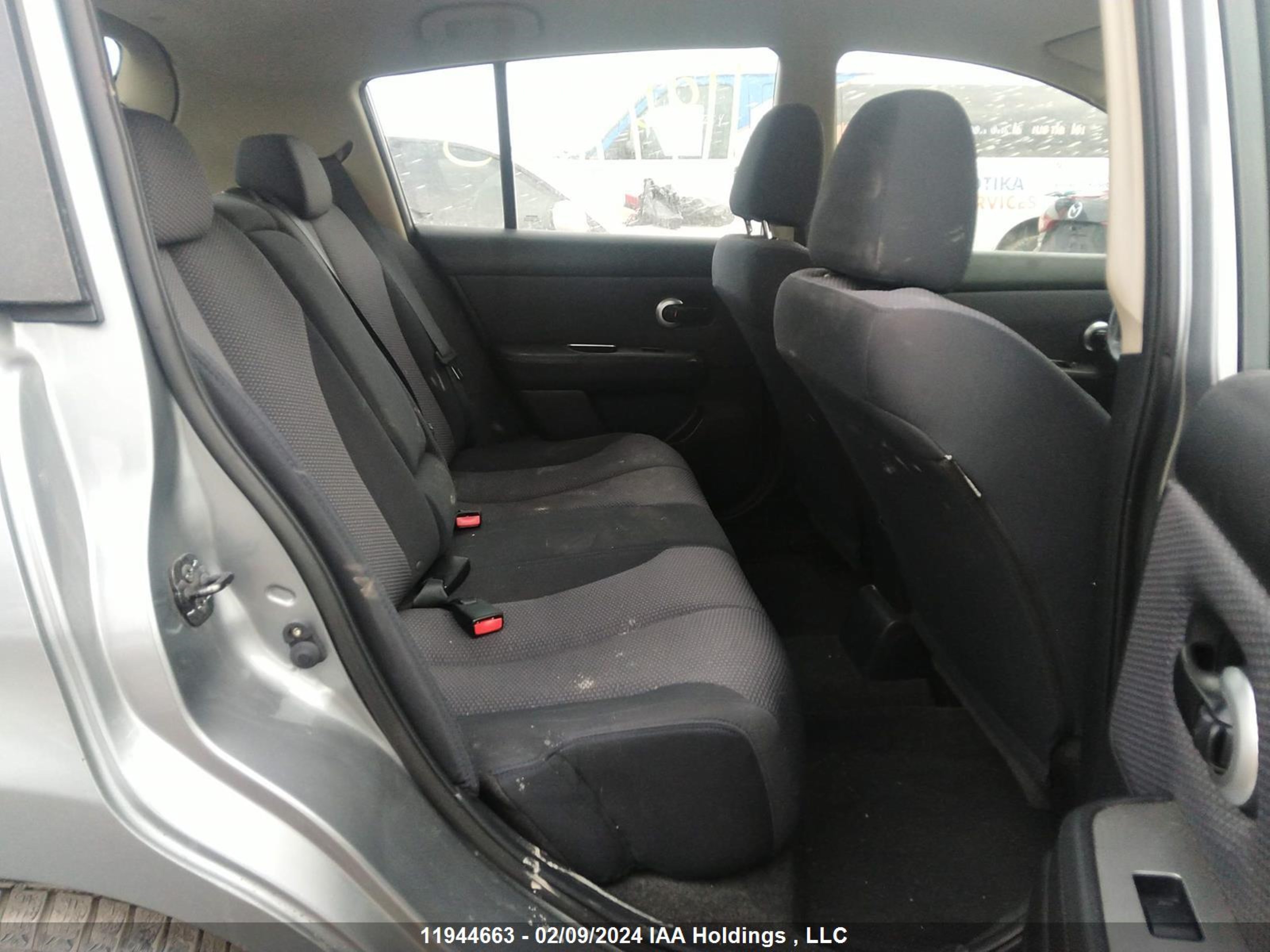 Photo 7 VIN: 3N1BC13E59L496140 - NISSAN VERSA 