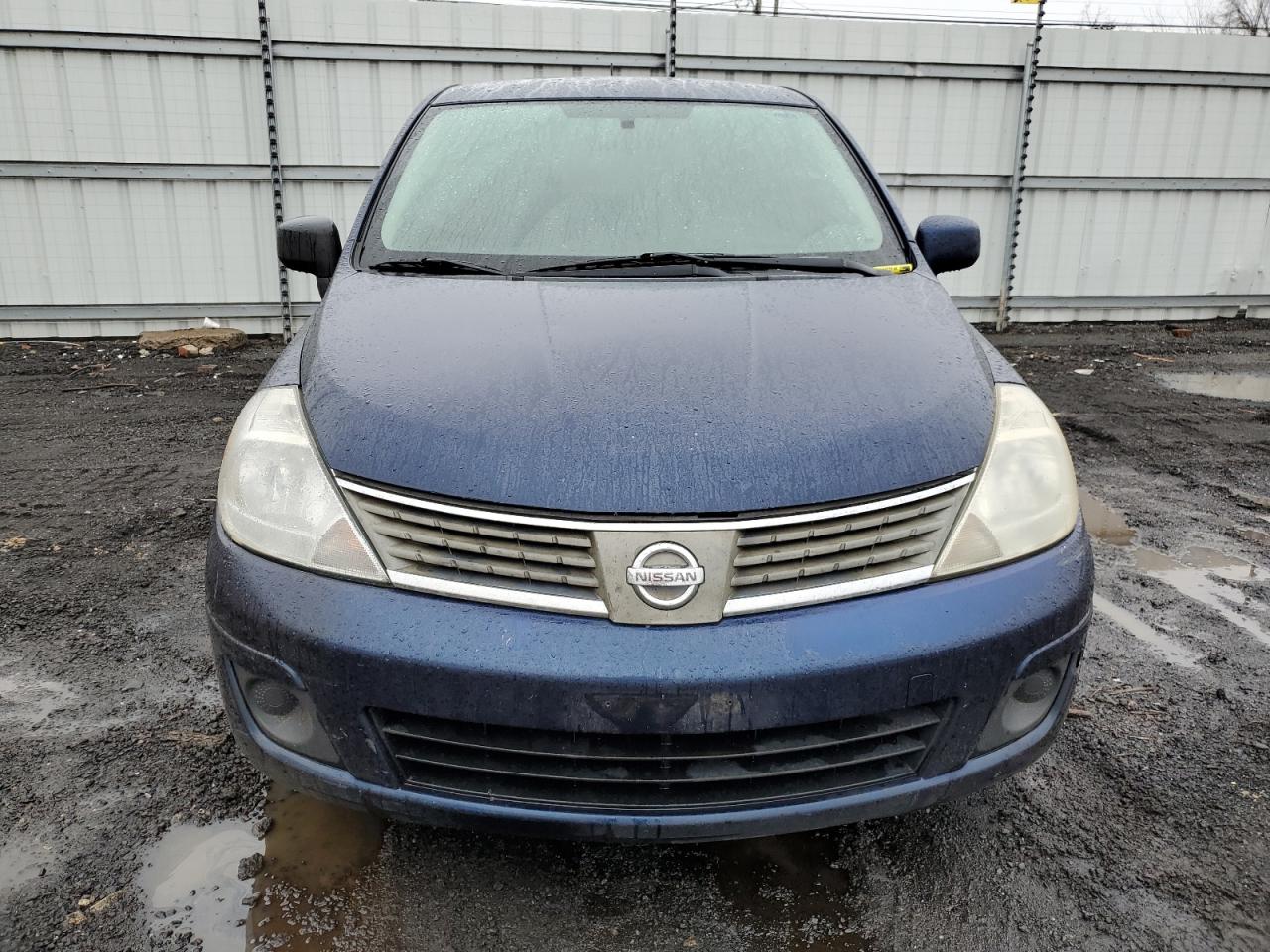 Photo 4 VIN: 3N1BC13E67L401873 - NISSAN VERSA 