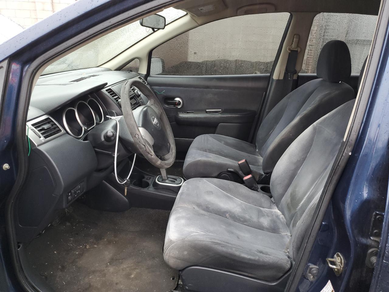 Photo 6 VIN: 3N1BC13E67L401873 - NISSAN VERSA 