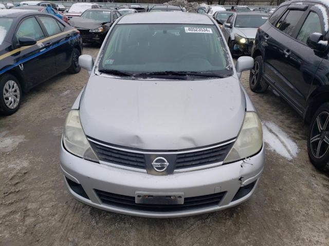 Photo 4 VIN: 3N1BC13E67L403252 - NISSAN VERSA 