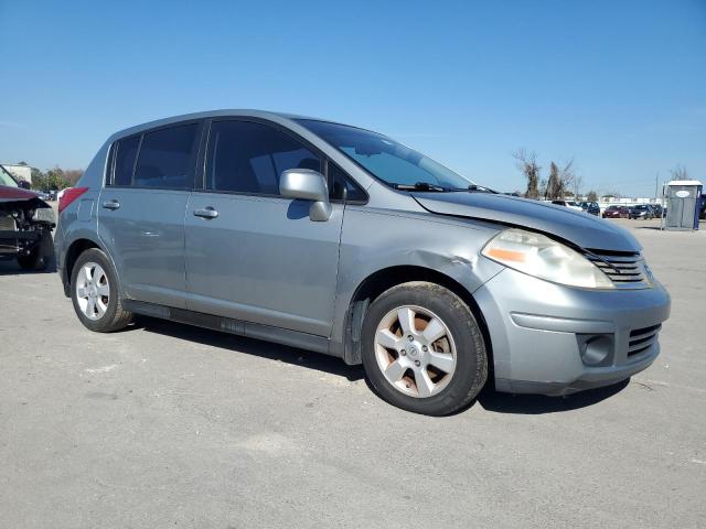 Photo 3 VIN: 3N1BC13E68L364342 - NISSAN VERSA 