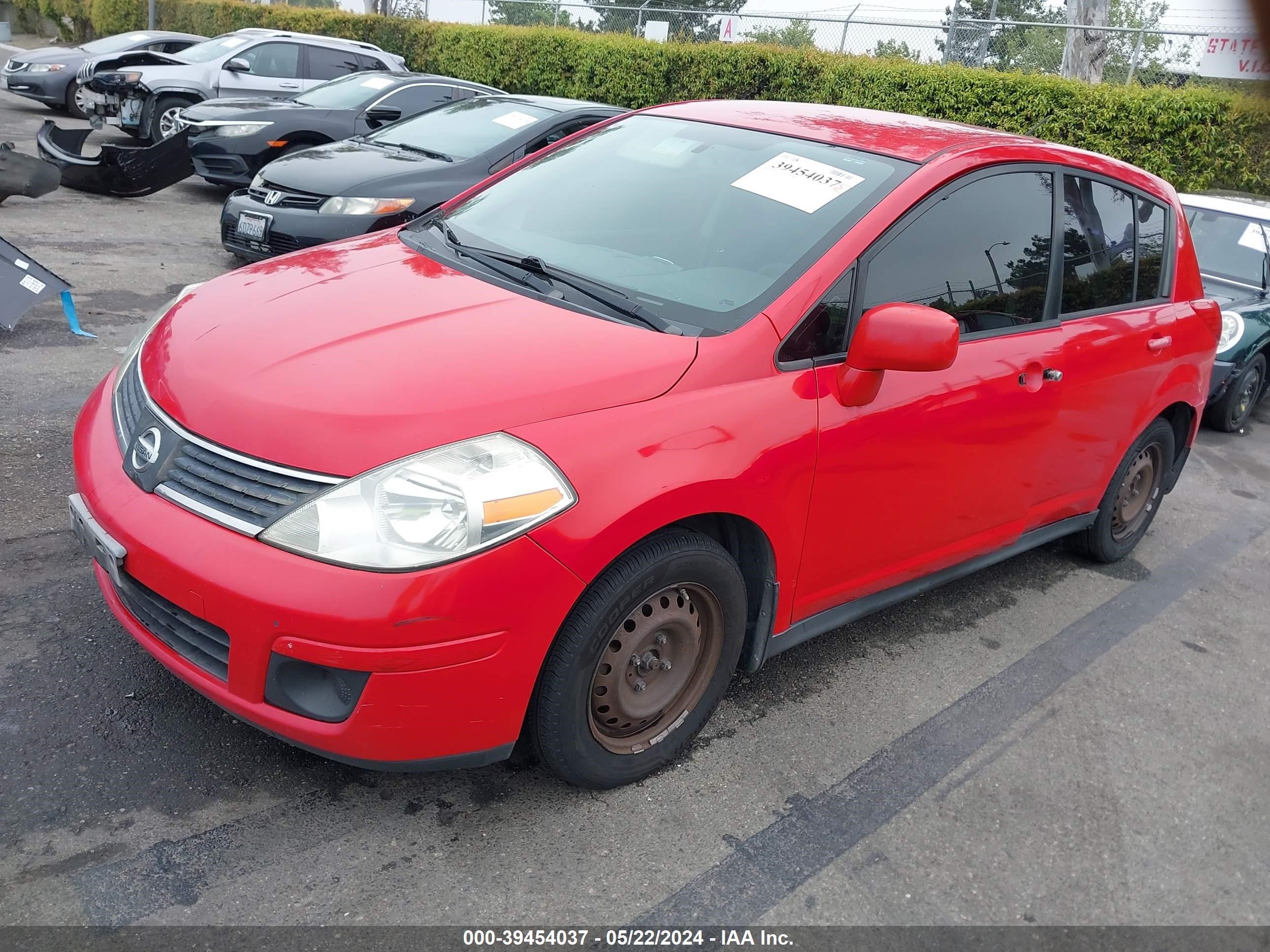 Photo 1 VIN: 3N1BC13E69L385953 - NISSAN VERSA 