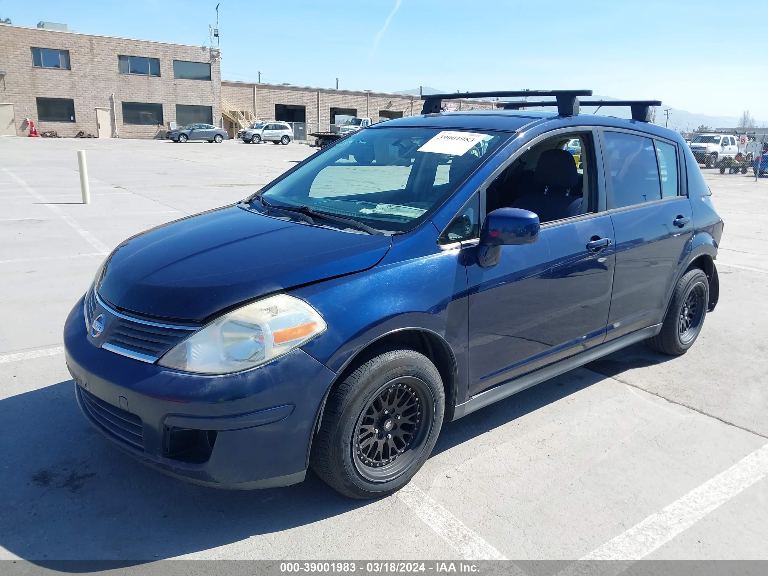 Photo 1 VIN: 3N1BC13E77L352232 - NISSAN VERSA 