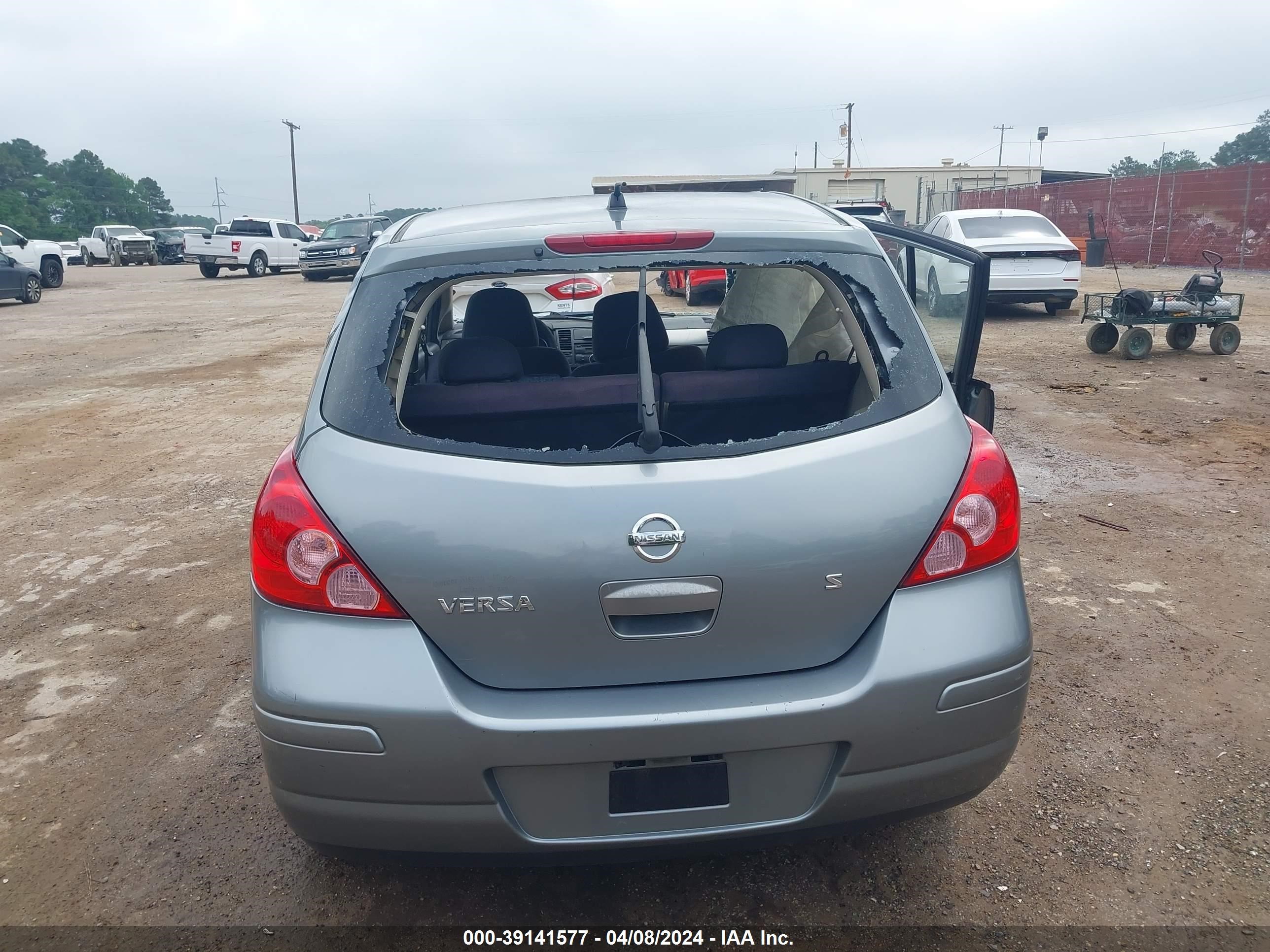 Photo 15 VIN: 3N1BC13E77L452668 - NISSAN VERSA 