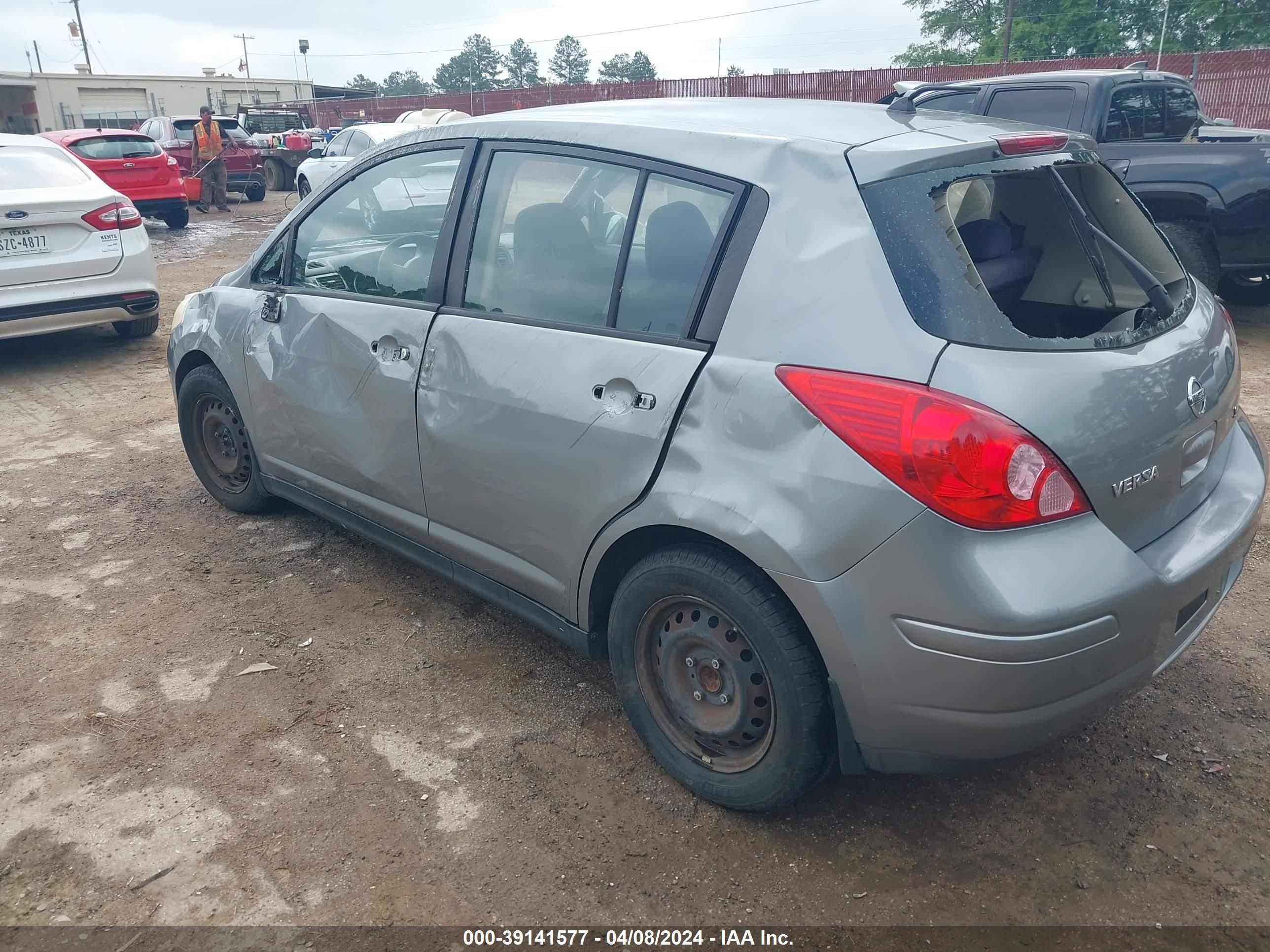 Photo 17 VIN: 3N1BC13E77L452668 - NISSAN VERSA 