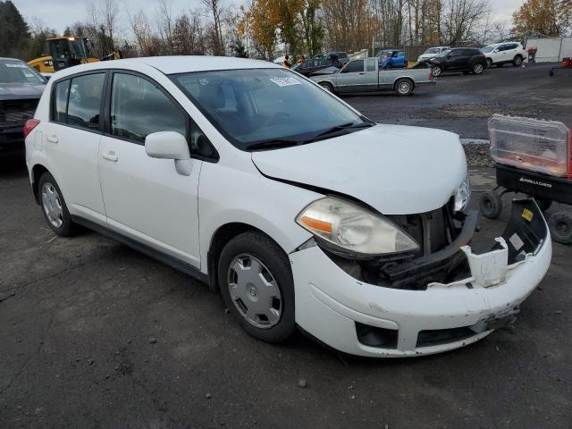 Photo 3 VIN: 3N1BC13E77L457031 - NISSAN VERSA 