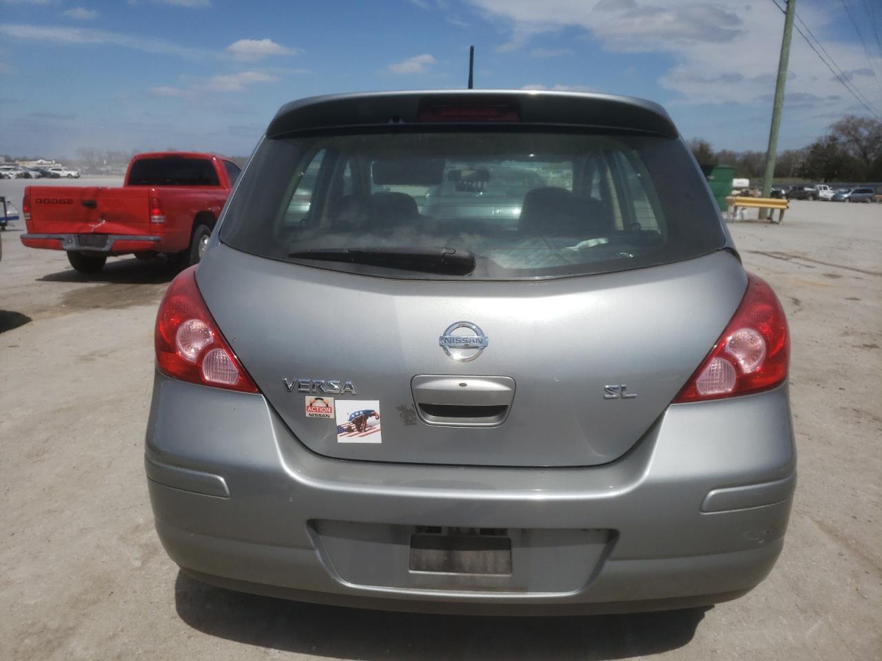 Photo 5 VIN: 3N1BC13E78L358257 - NISSAN VERSA 