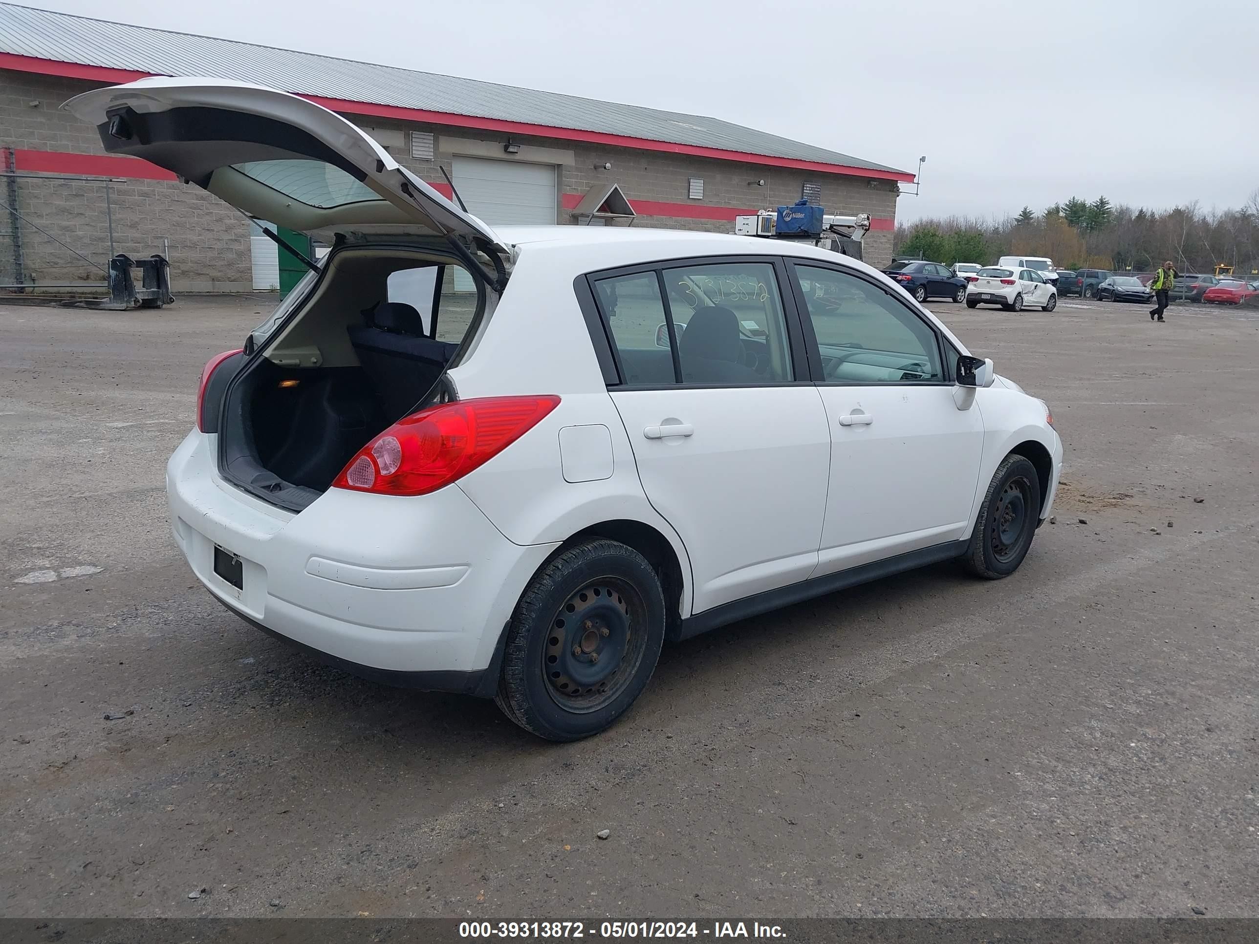 Photo 3 VIN: 3N1BC13E79L362164 - NISSAN VERSA 