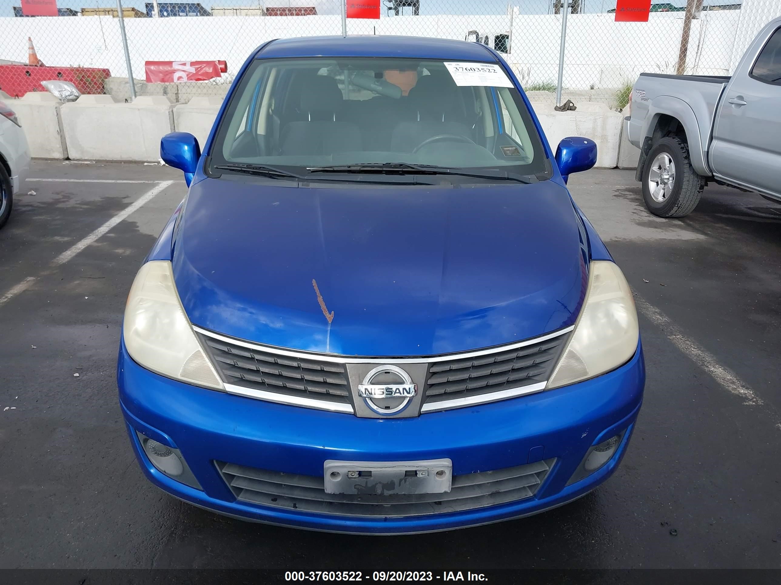 Photo 11 VIN: 3N1BC13E79L413985 - NISSAN VERSA 