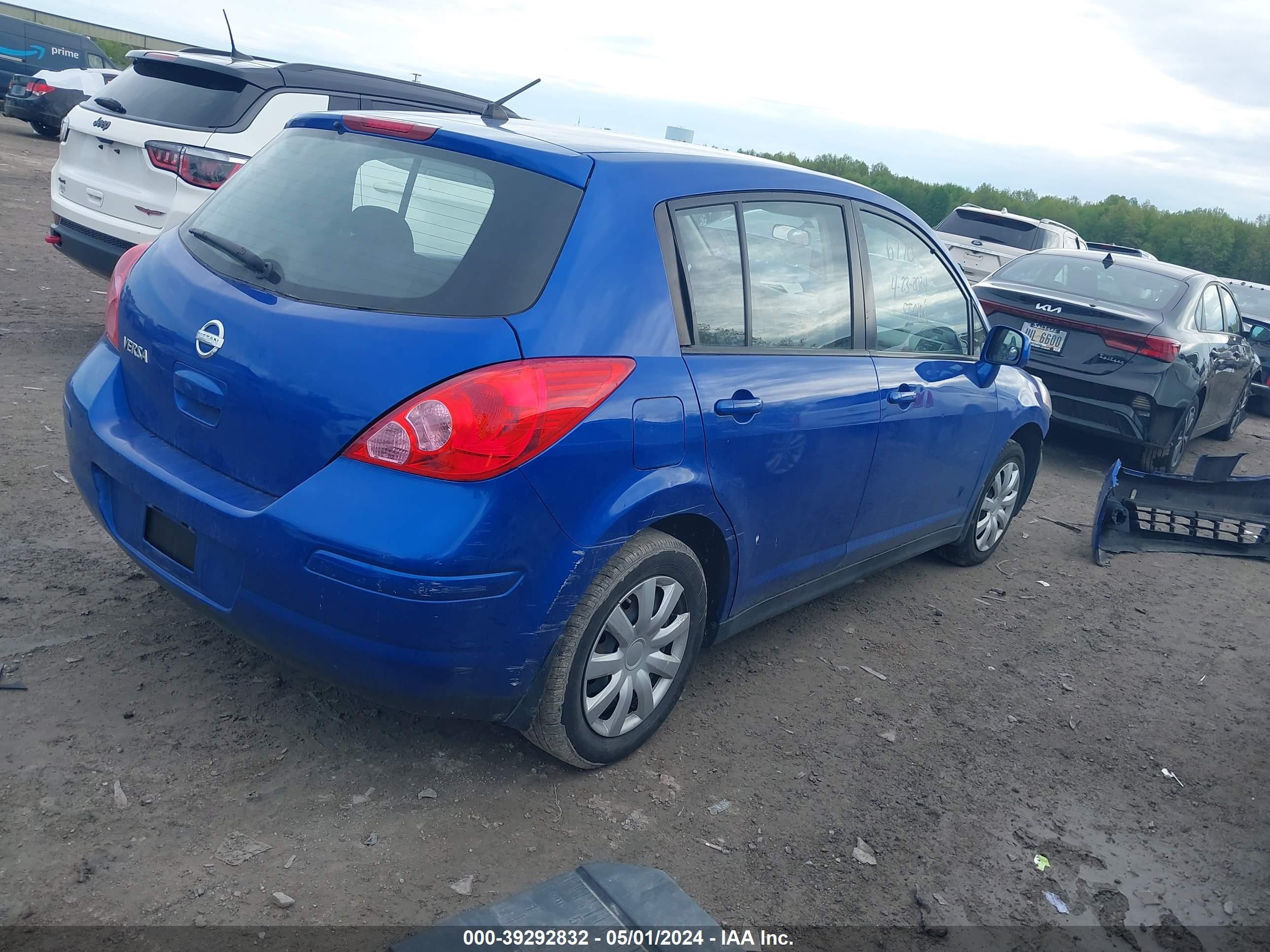 Photo 3 VIN: 3N1BC13E79L419284 - NISSAN VERSA 