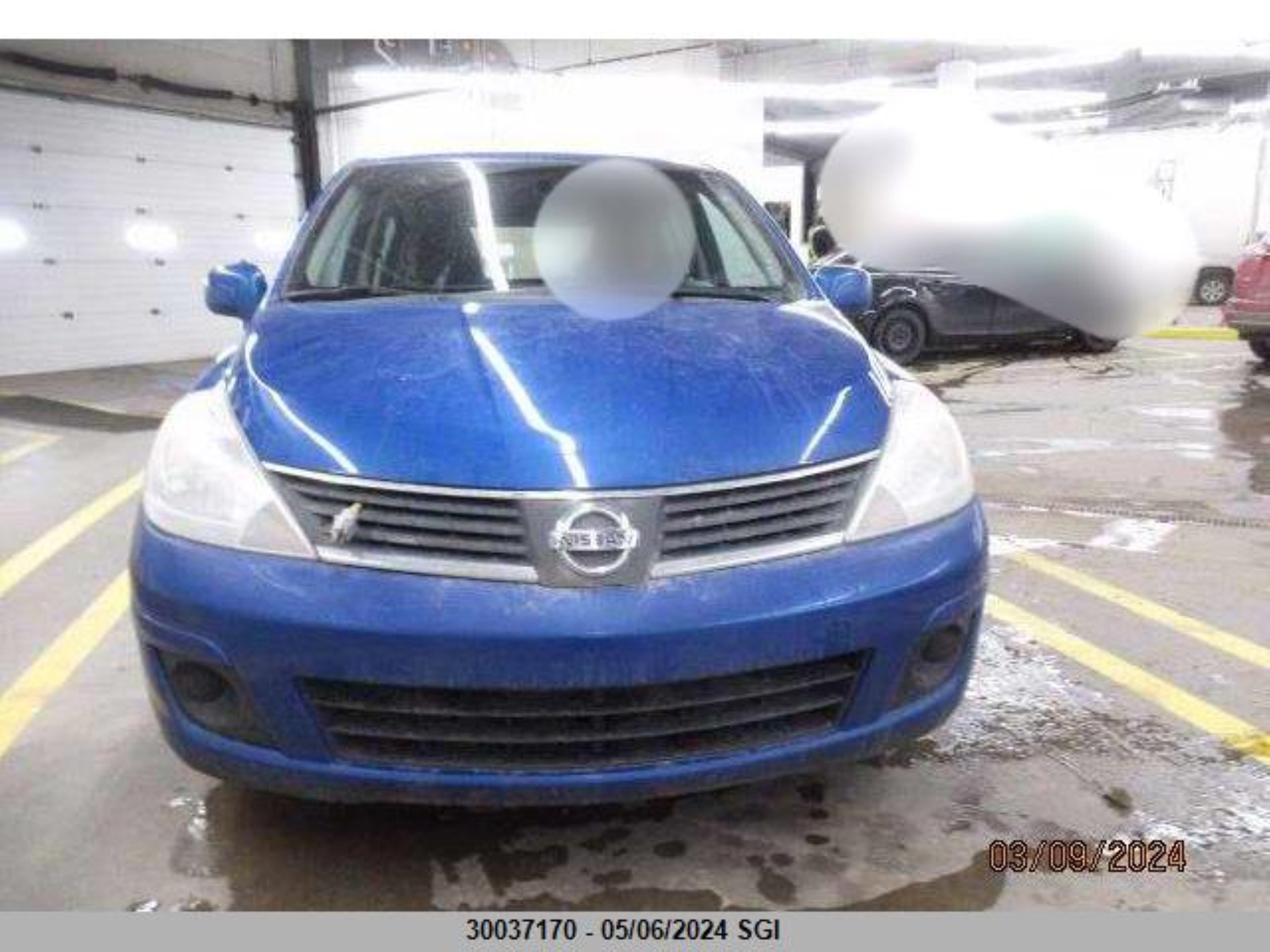 Photo 4 VIN: 3N1BC13E87L415421 - NISSAN VERSA 