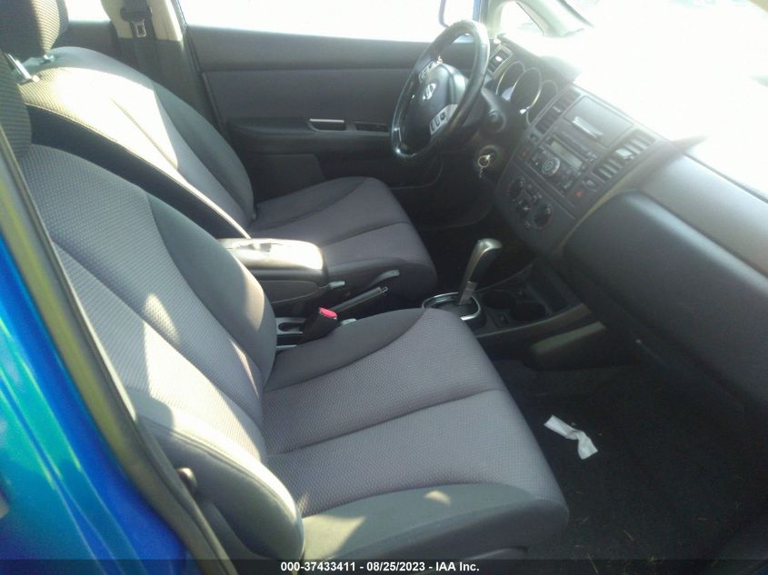 Photo 4 VIN: 3N1BC13E87L450010 - NISSAN VERSA 