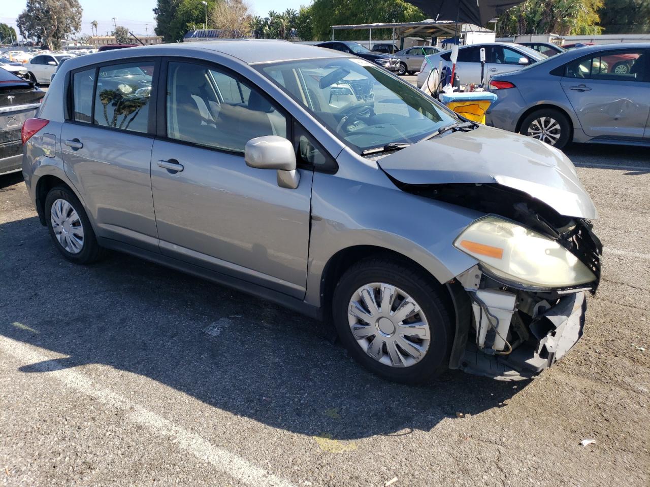 Photo 3 VIN: 3N1BC13E89L361279 - NISSAN VERSA 