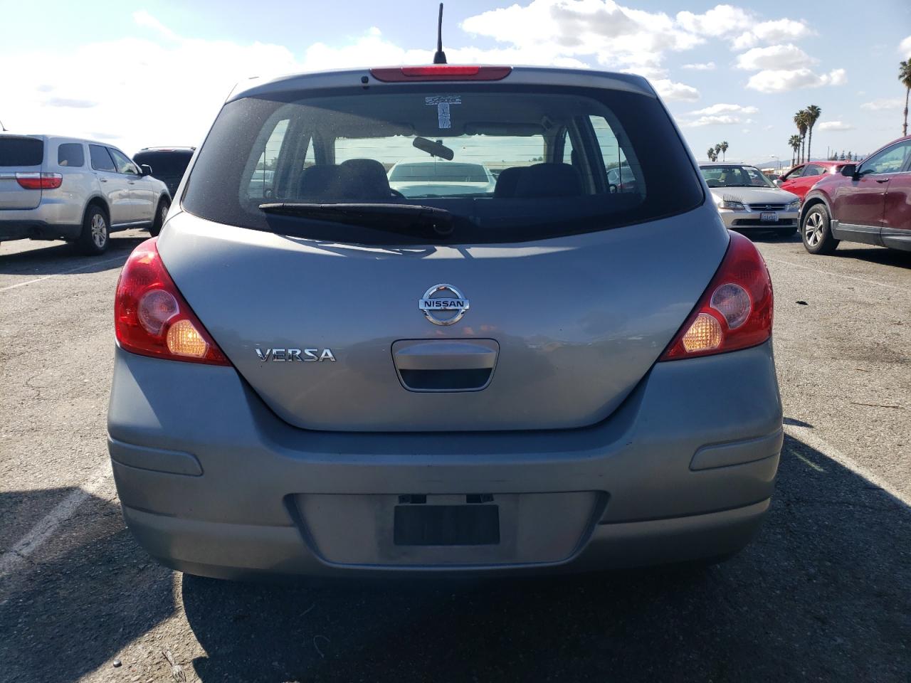 Photo 5 VIN: 3N1BC13E89L361279 - NISSAN VERSA 