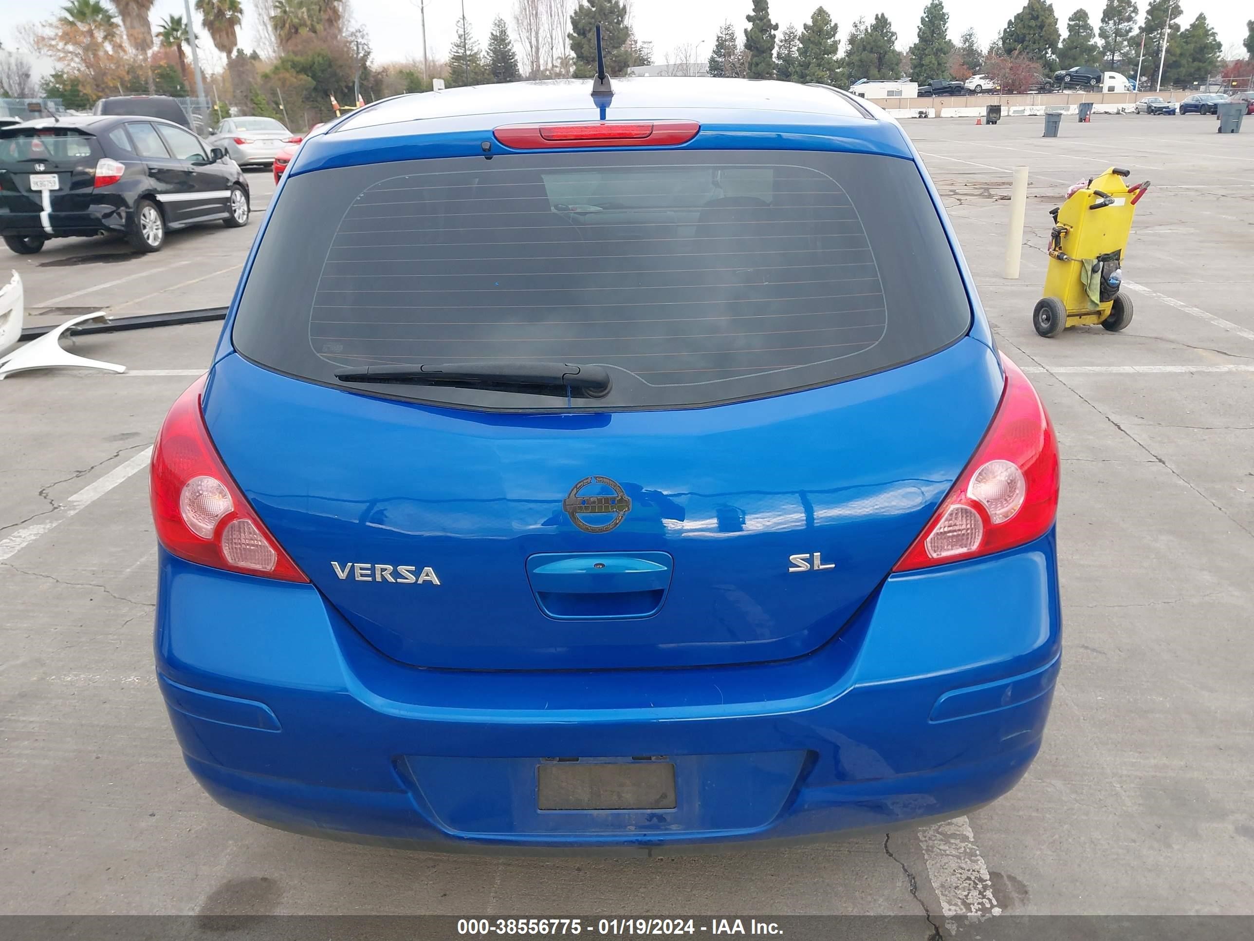 Photo 16 VIN: 3N1BC13E89L379023 - NISSAN VERSA 