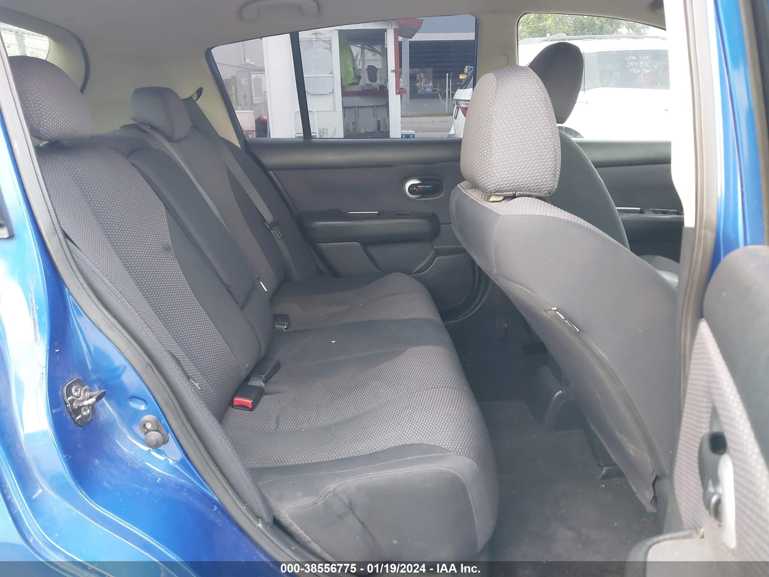 Photo 7 VIN: 3N1BC13E89L379023 - NISSAN VERSA 