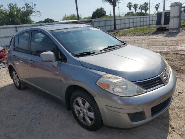 Photo 3 VIN: 3N1BC13E98L356557 - NISSAN VERSA 