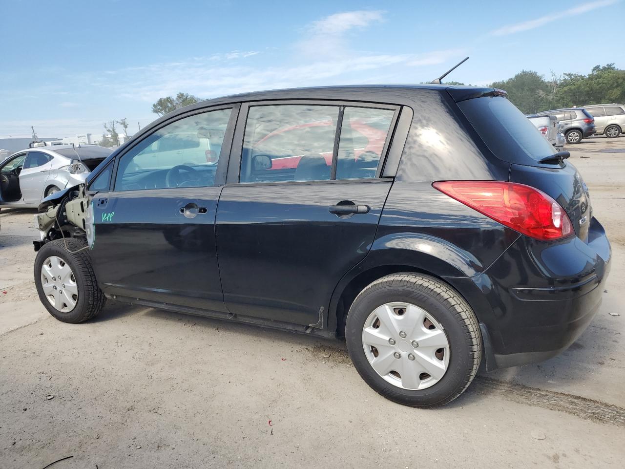 Photo 1 VIN: 3N1BC13E98L357319 - NISSAN VERSA 