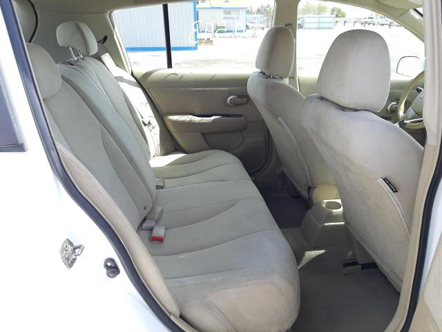 Photo 5 VIN: 3N1BC13E98L440829 - NISSAN VERSA S 