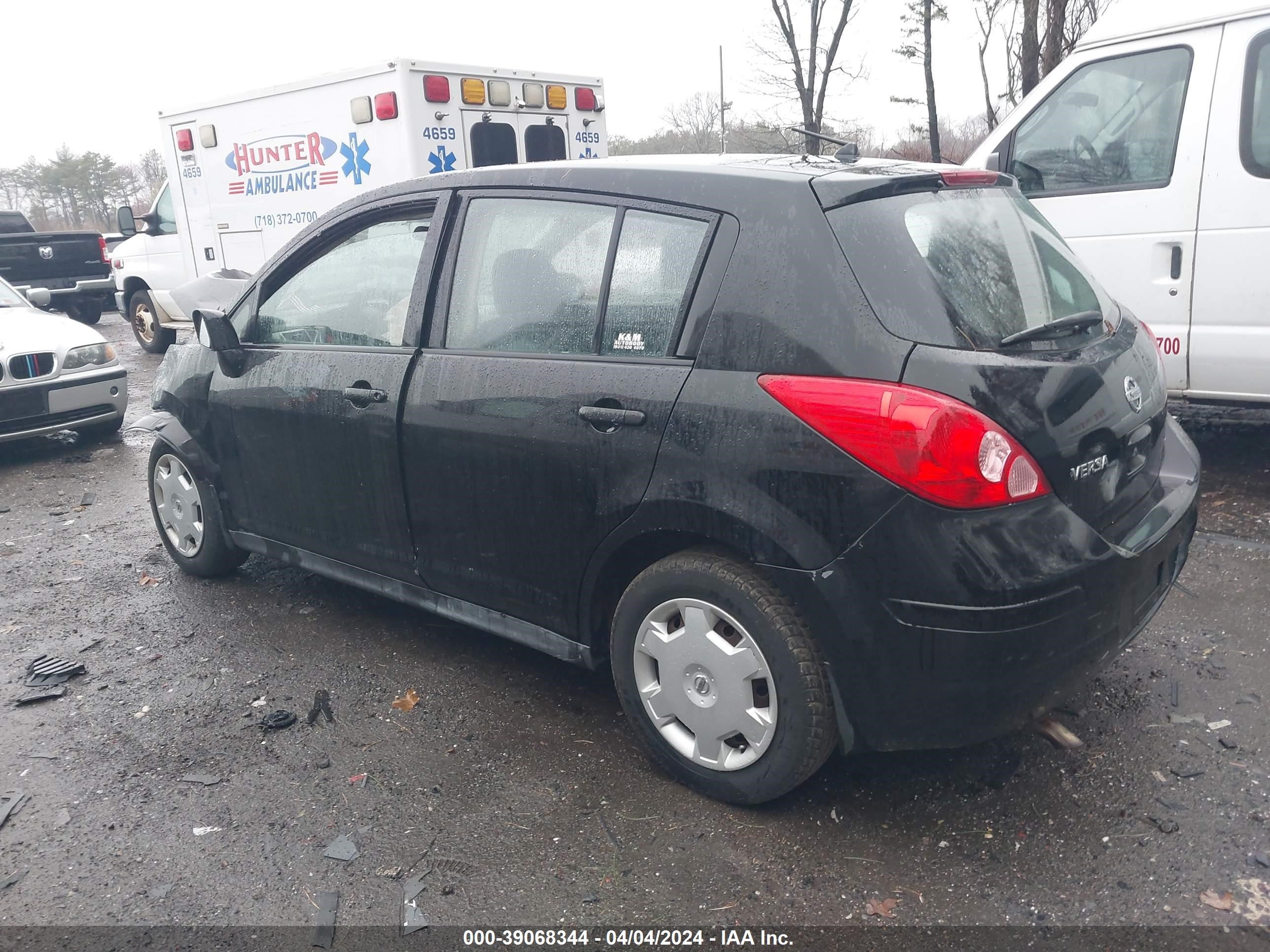 Photo 2 VIN: 3N1BC13E99L357676 - NISSAN VERSA 