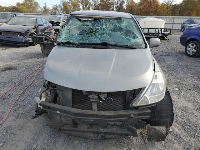 Photo 4 VIN: 3N1BC13E99L407086 - NISSAN VERSA 