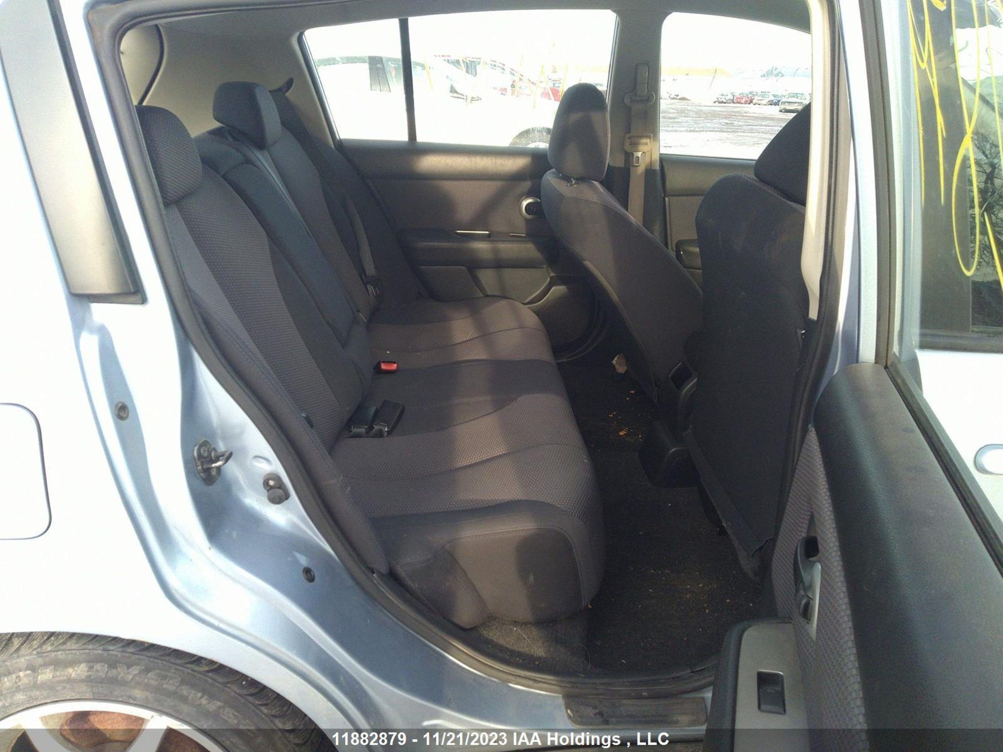 Photo 7 VIN: 3N1BC13E99L457700 - NISSAN VERSA 