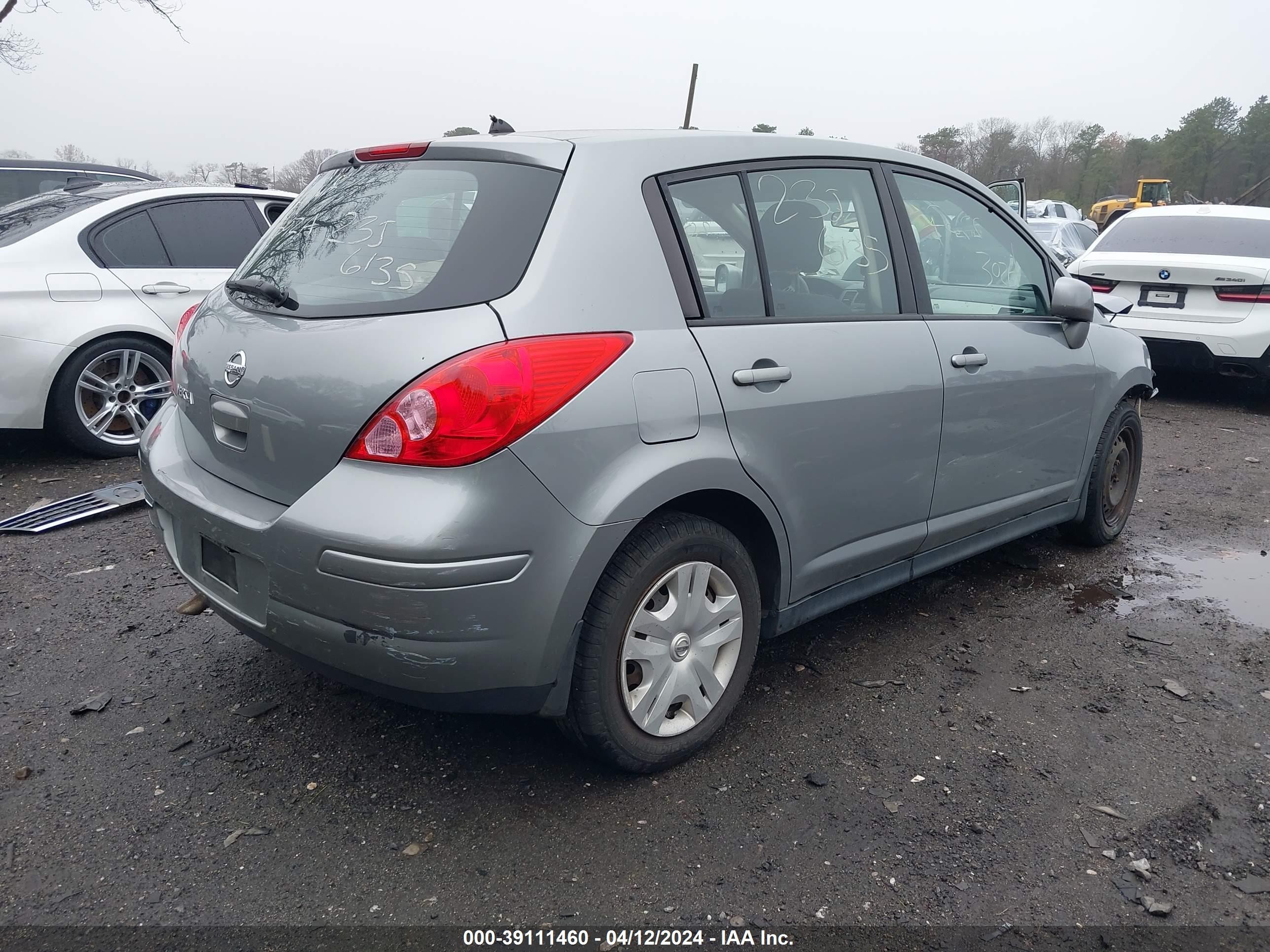 Photo 3 VIN: 3N1BC13EX9L396924 - NISSAN VERSA 