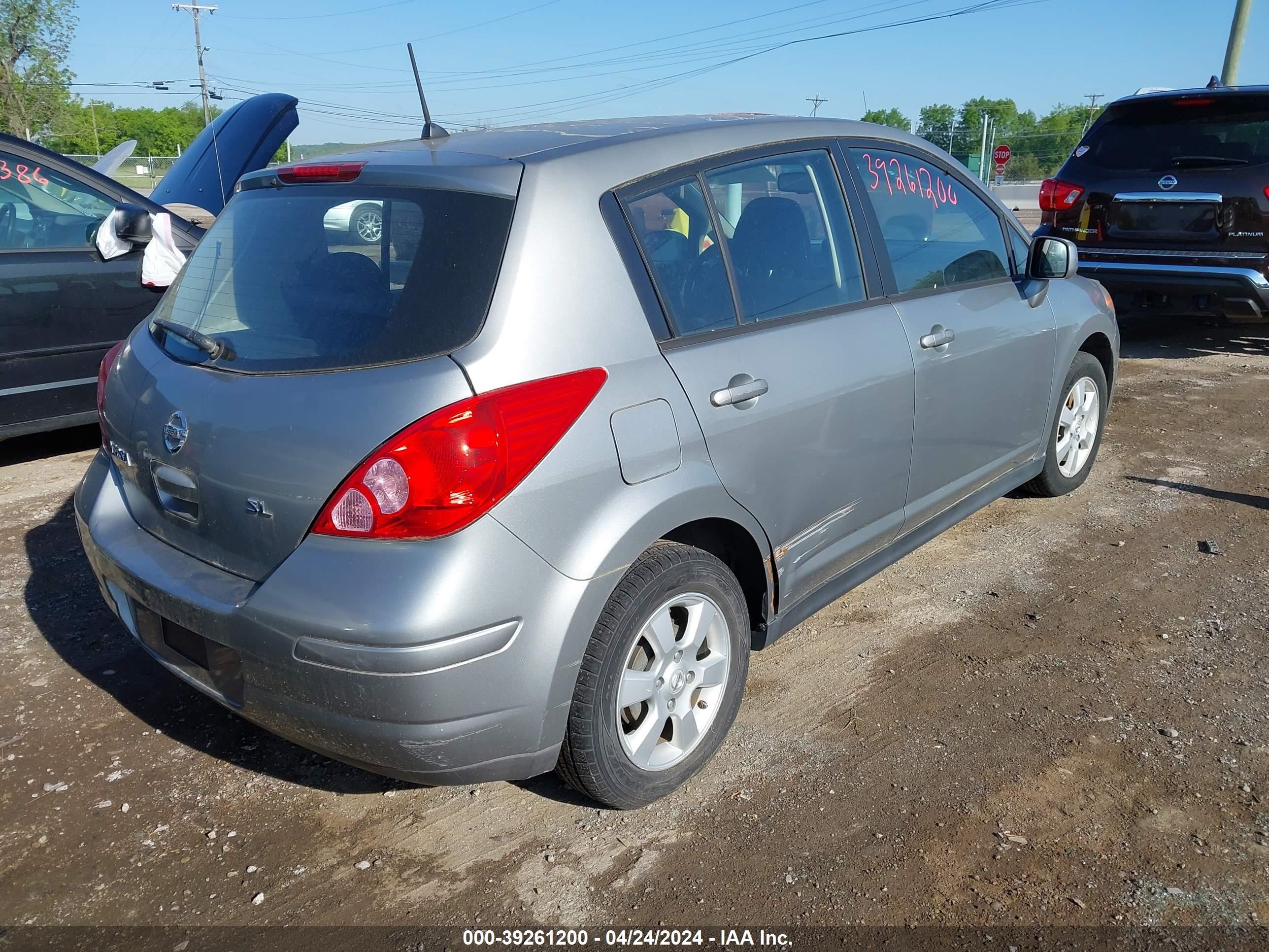 Photo 3 VIN: 3N1BC13EX9L419893 - NISSAN VERSA 