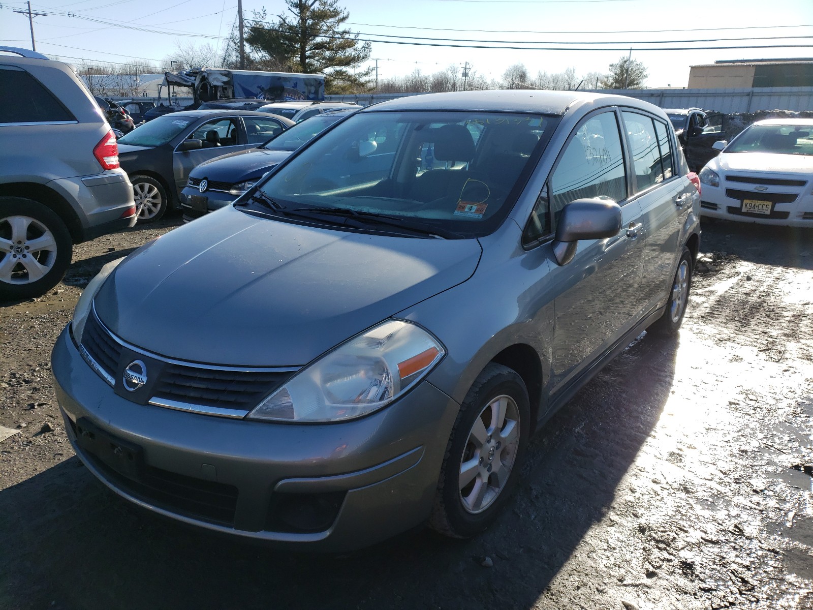 Photo 1 VIN: 3N1BC13EX9L424916 - NISSAN VERSA 