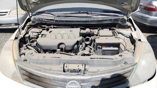 Photo 26 VIN: 3N1BC1A63BK217940 - NISSAN TIIDA 