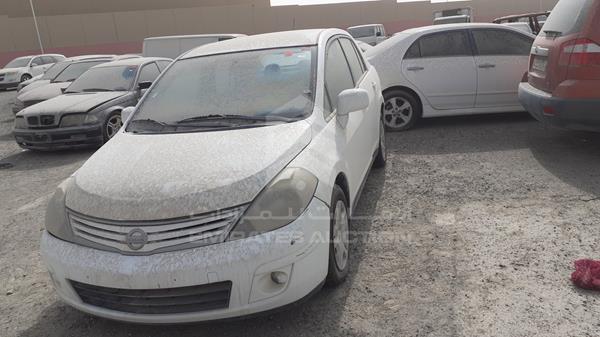 Photo 3 VIN: 3N1BC1A69BK212970 - NISSAN TIIDA 